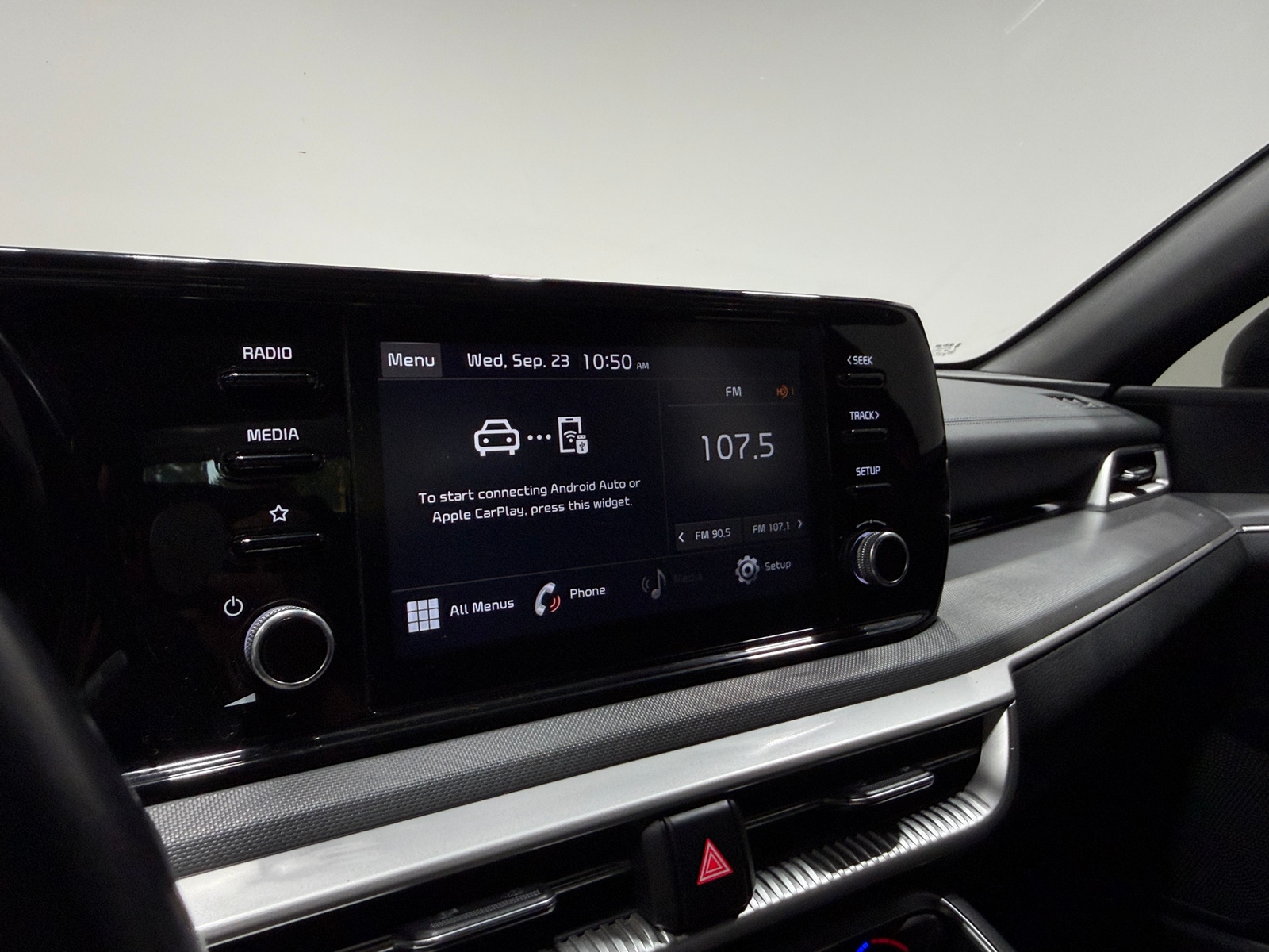 Thumbnail: 2021 Kia K5 - 3
