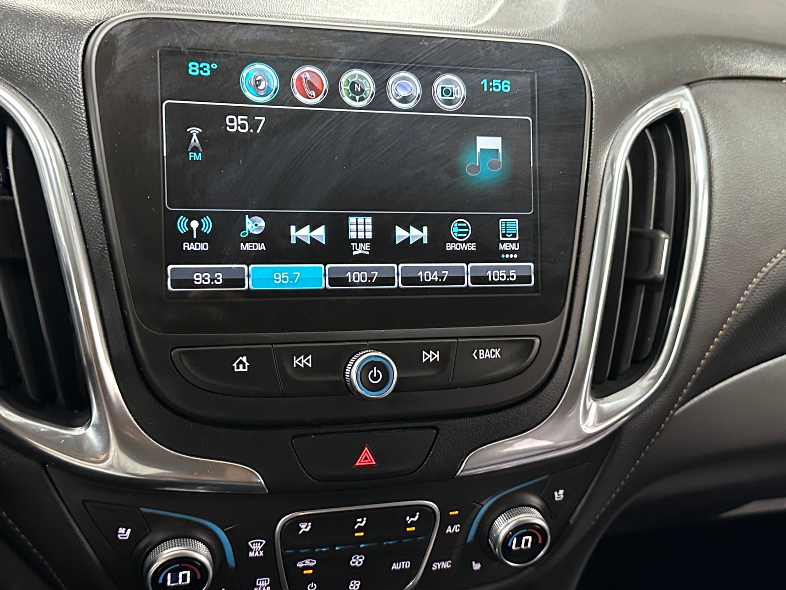 Thumbnail: 2018 Chevrolet Equinox - 3