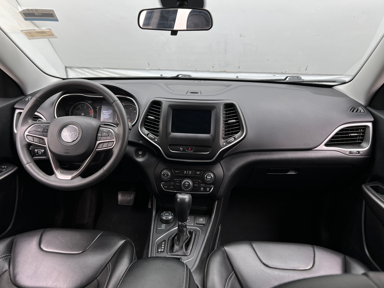 Thumbnail: 2020 Jeep Cherokee - 3