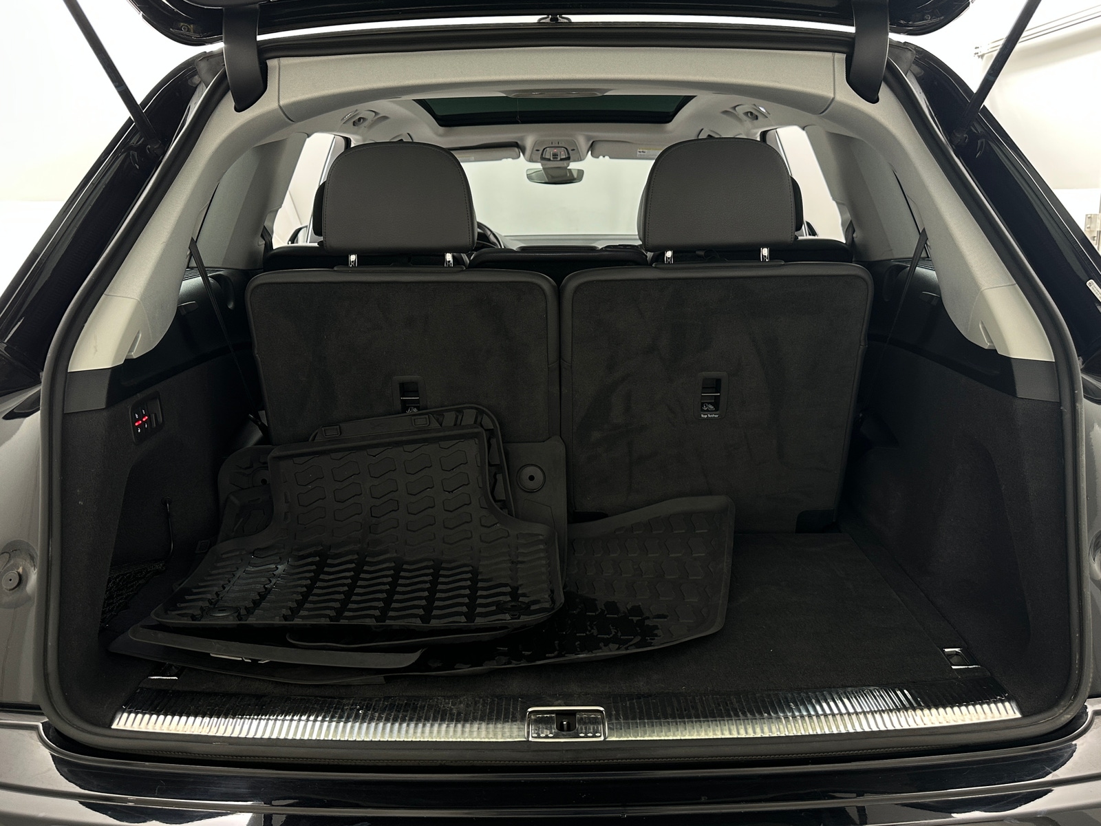 Thumbnail: 2019 Audi Q7 - 6