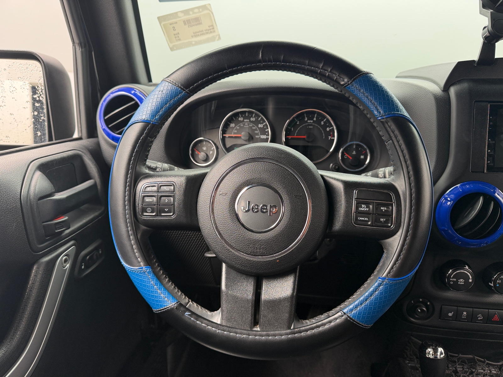 Thumbnail: 2017 Jeep Wrangler - 4