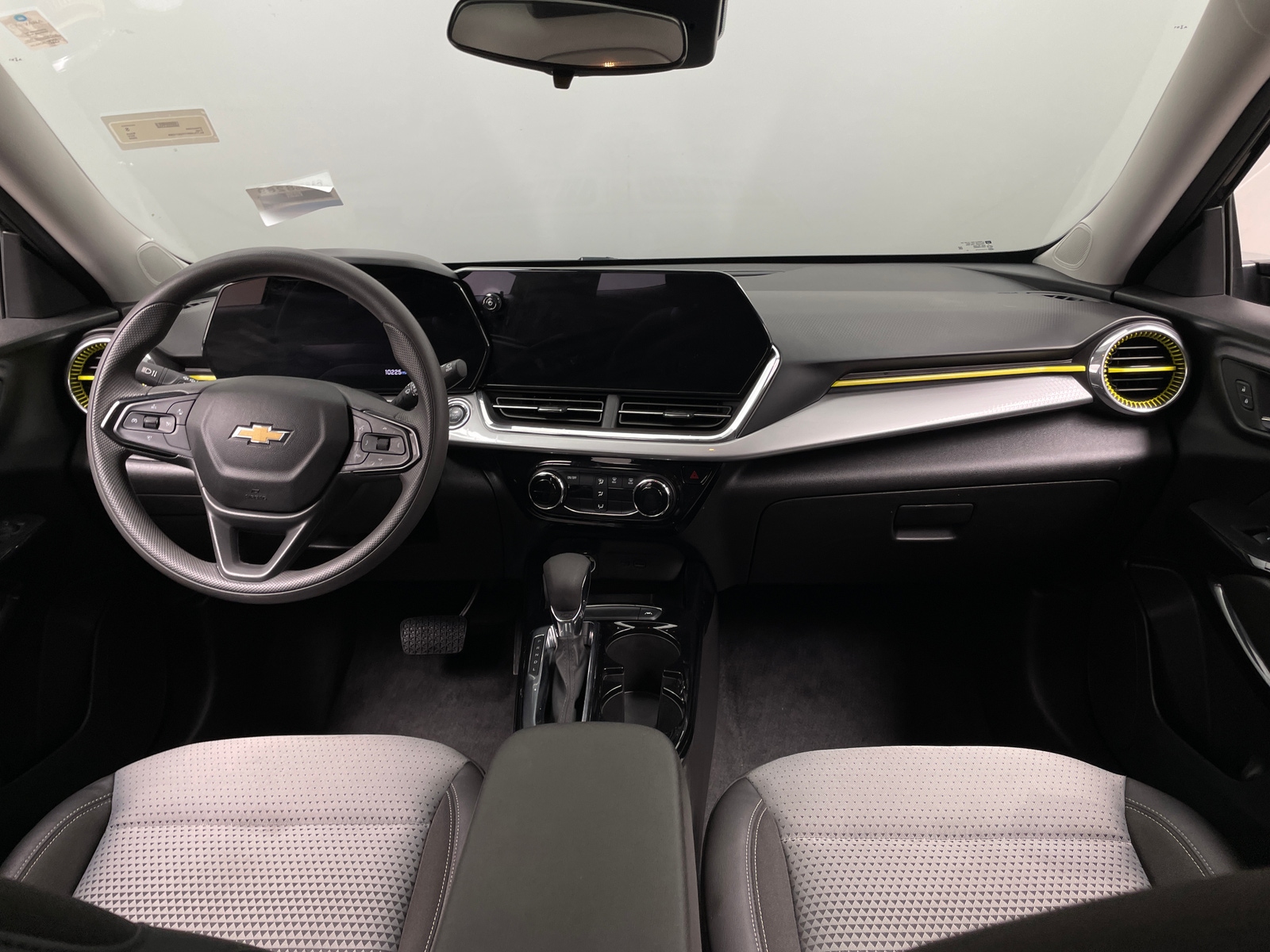 Thumbnail: 2026 Chevrolet Trax - 2