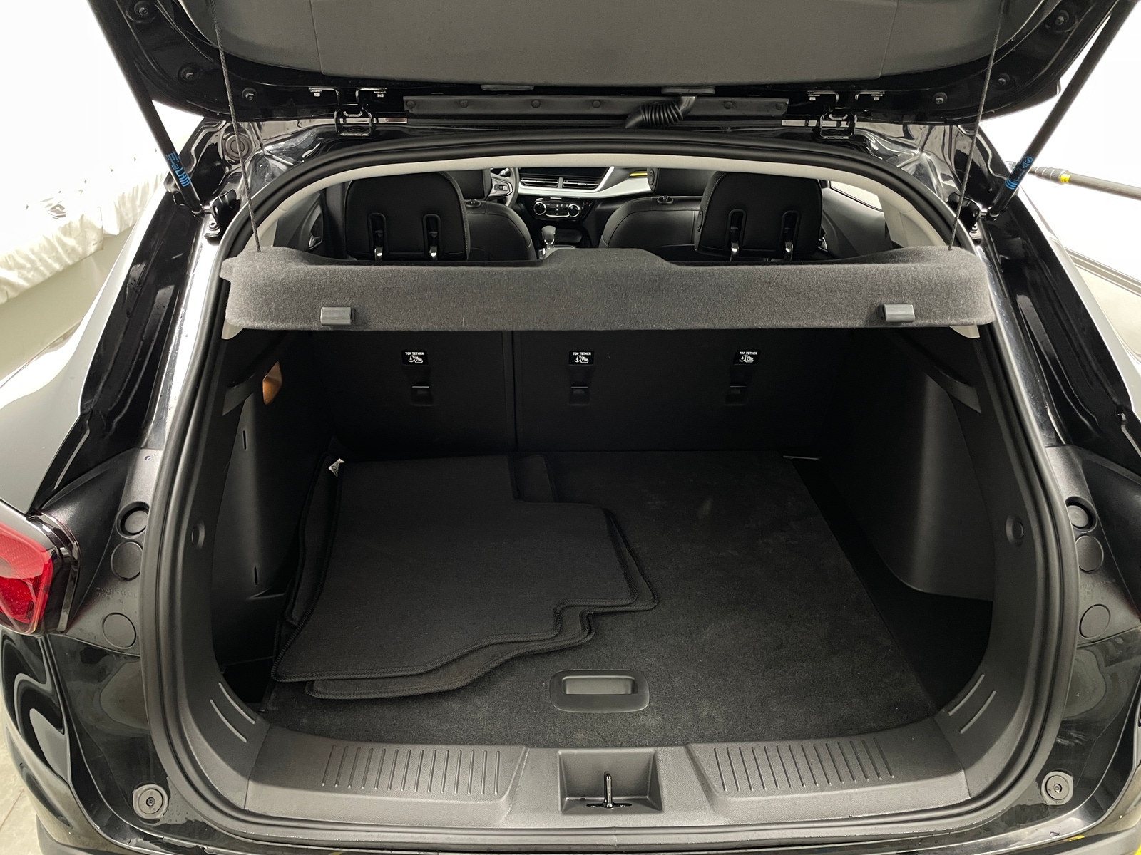 Thumbnail: 2026 Chevrolet Trax - 6