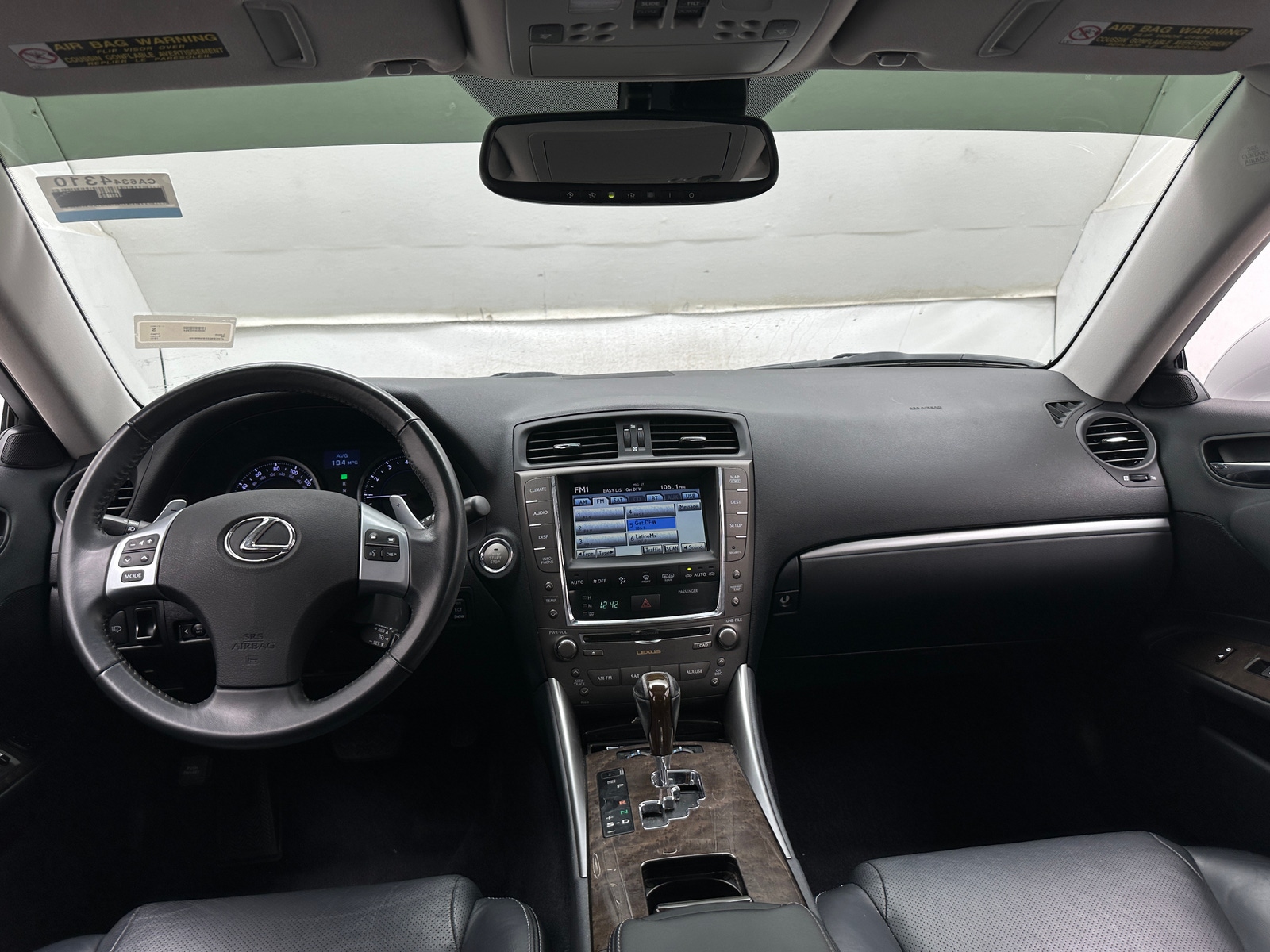 Thumbnail: 2011 Lexus IS - 2