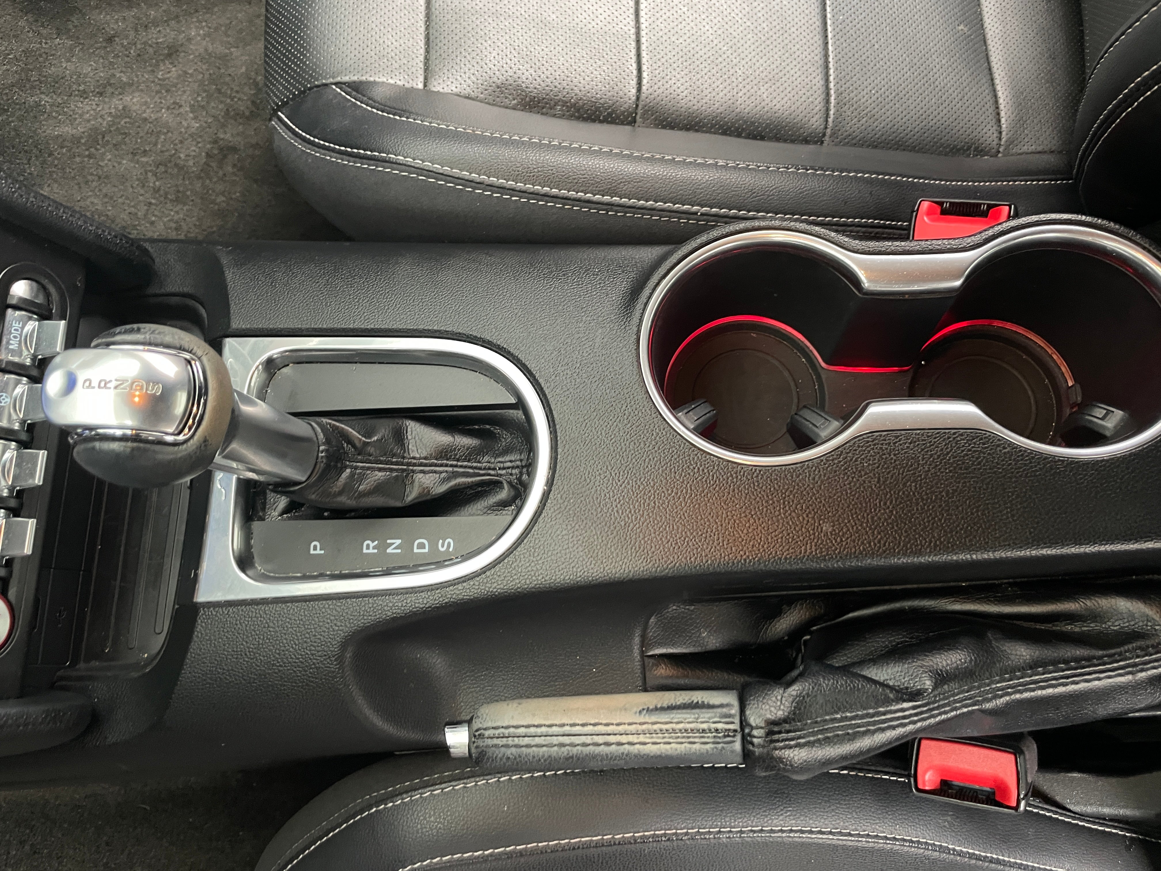 2018 Ford Mustang EcoBoost Premium - Photo 2
