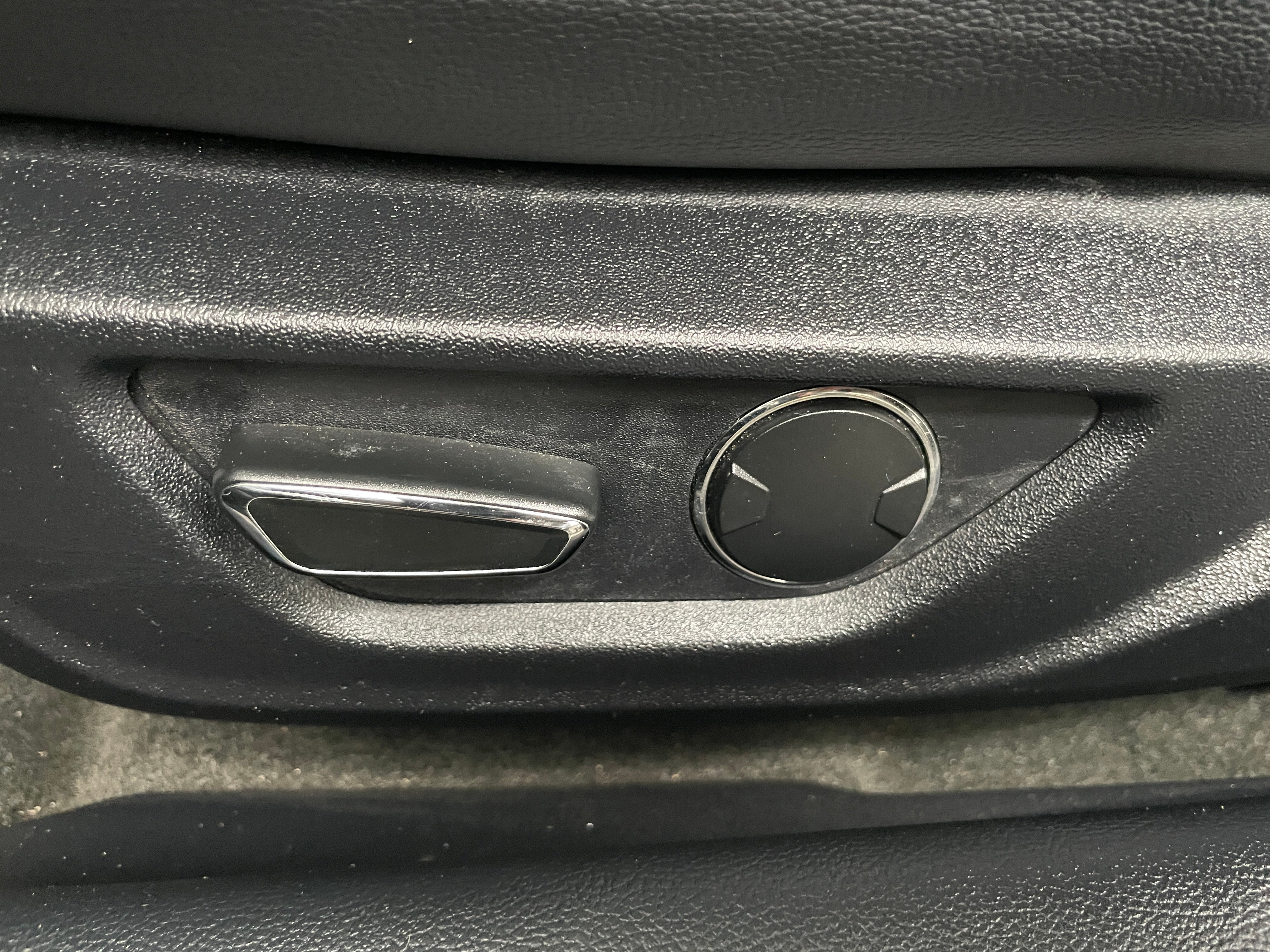 2018 Ford Mustang EcoBoost Premium - Photo 13