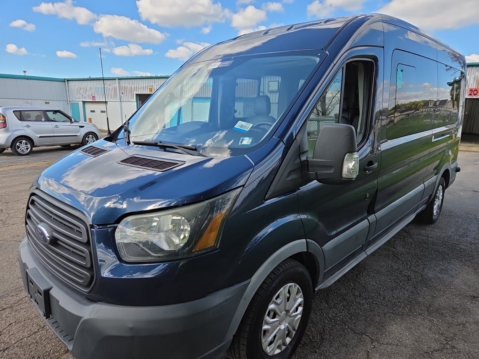 2015 Ford Transit-350 XL