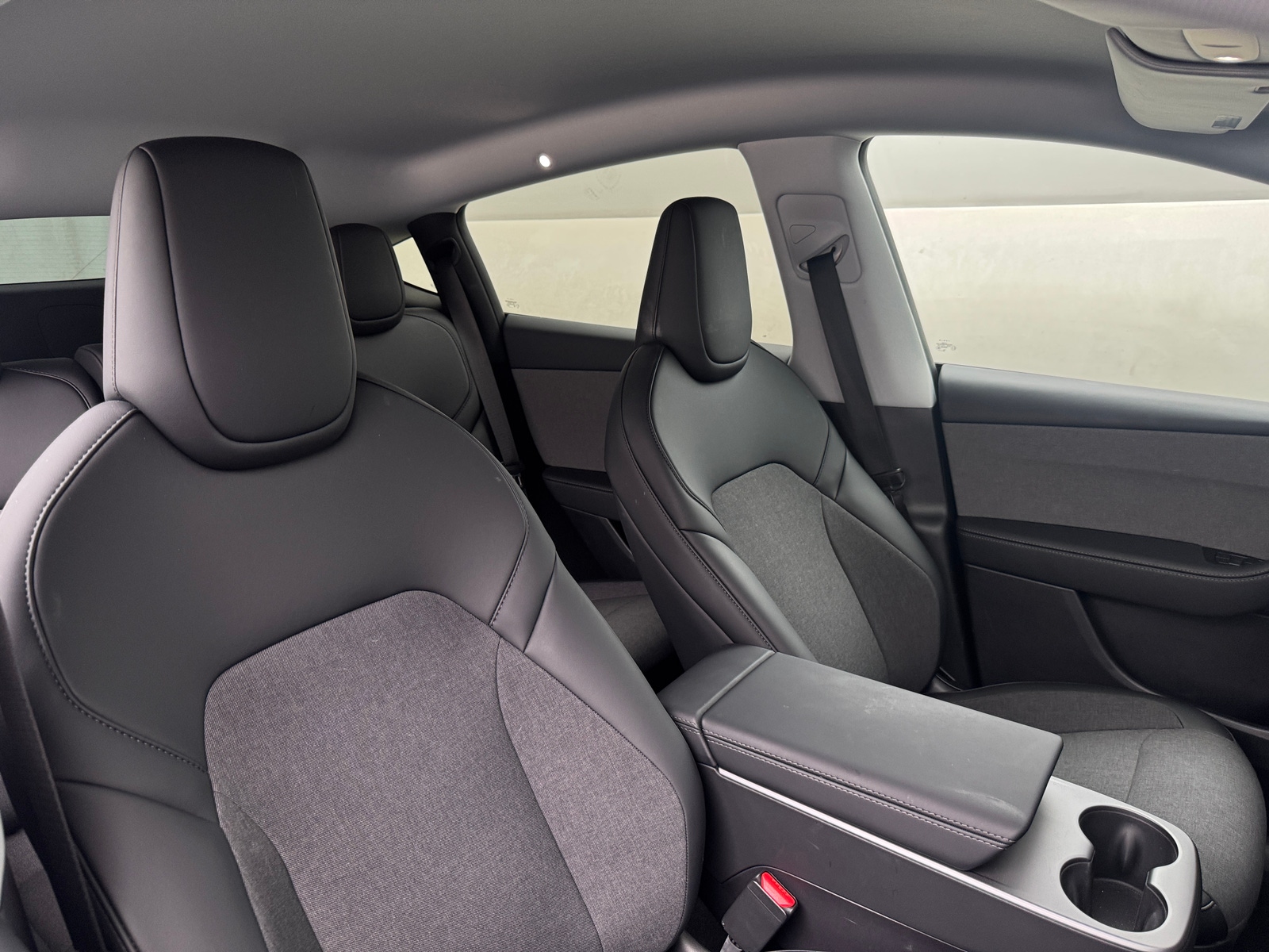 Thumbnail: 2026 Tesla Model Y - 2