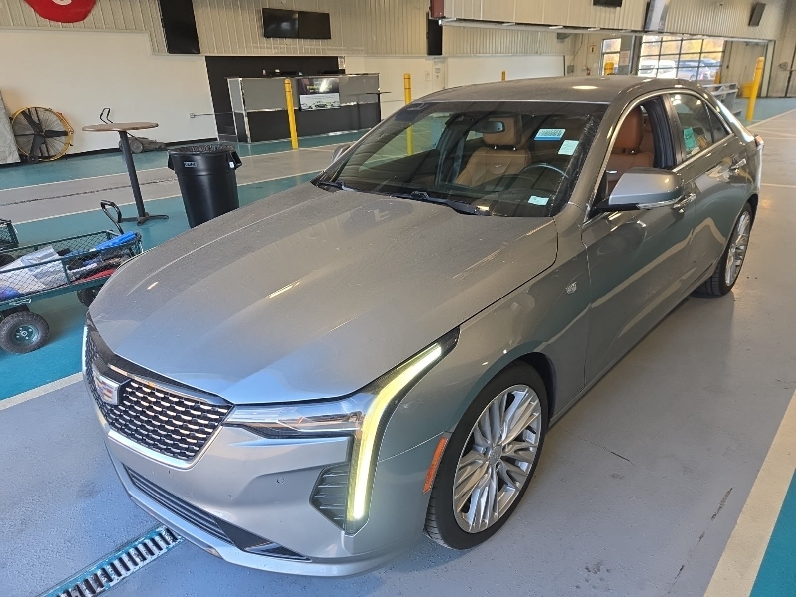 2023 Cadillac CT4 Premium Luxury