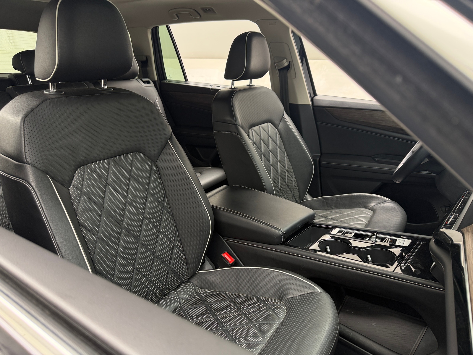 Thumbnail: 2024 Volkswagen Atlas - 2