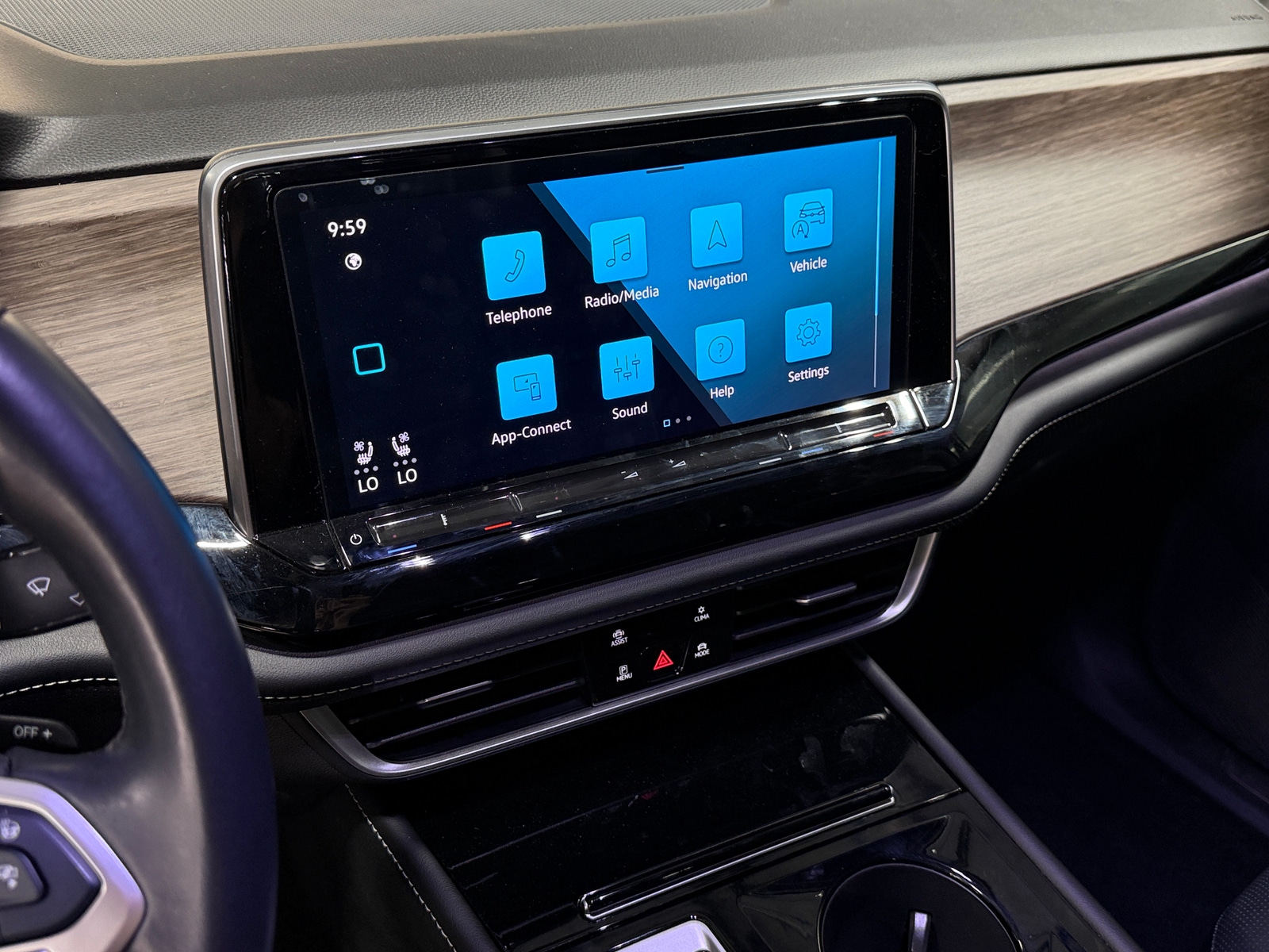 Thumbnail: 2024 Volkswagen Atlas - 4