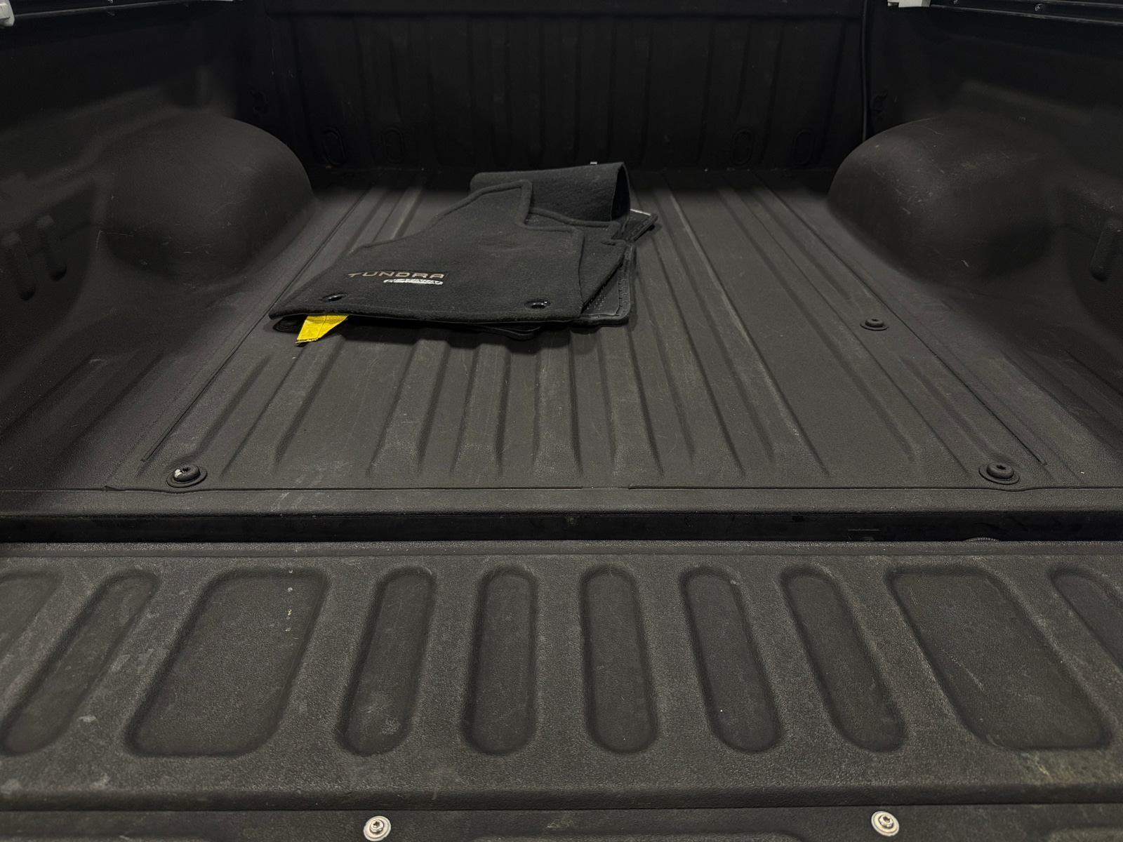 Thumbnail: 2015 Toyota Tundra - 7