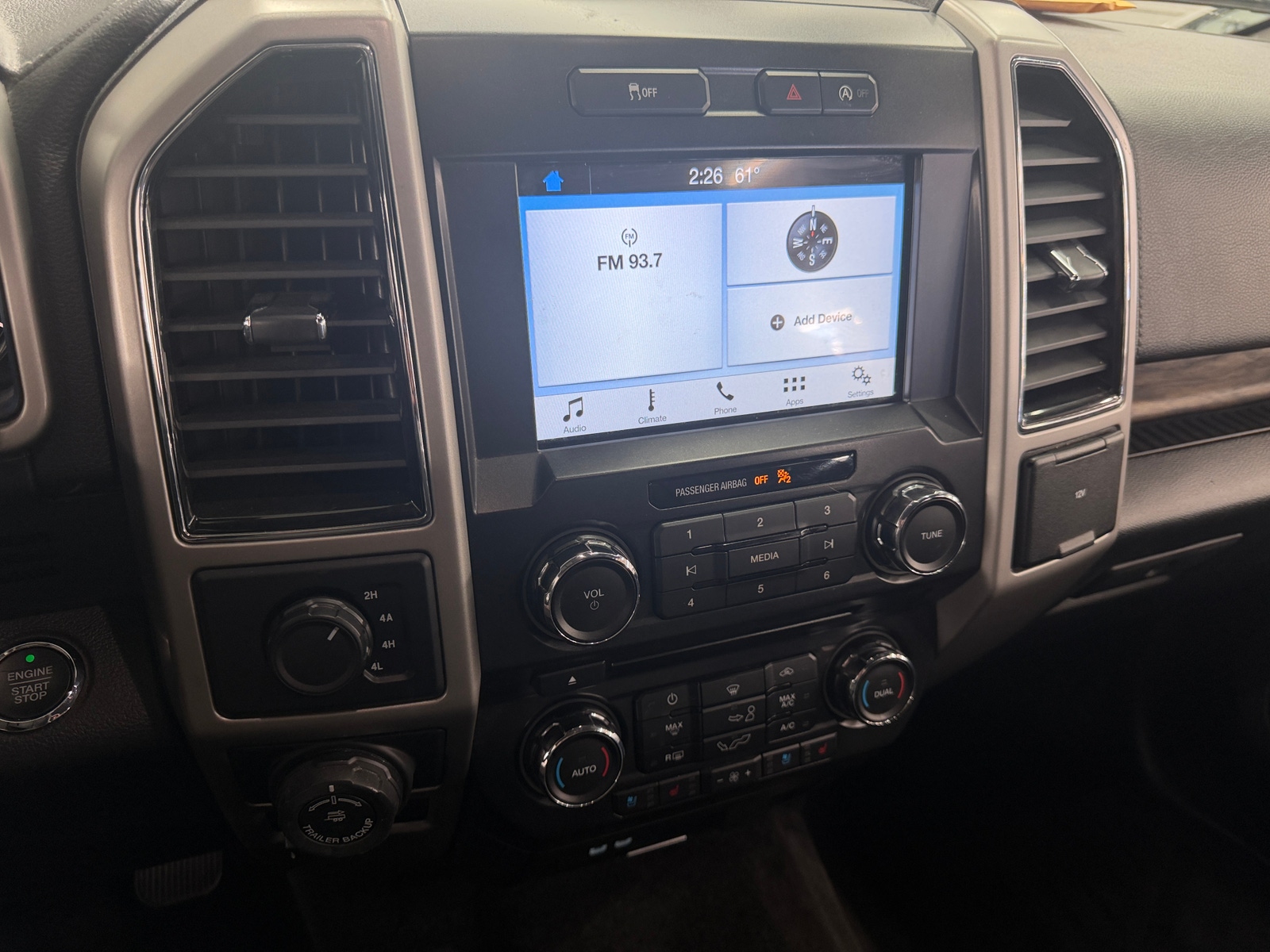 Thumbnail: 2018 Ford Econoline - 3