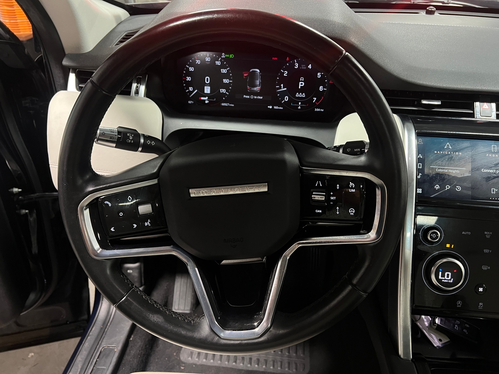 Thumbnail: 2021 Land Rover Discovery Sport - 4