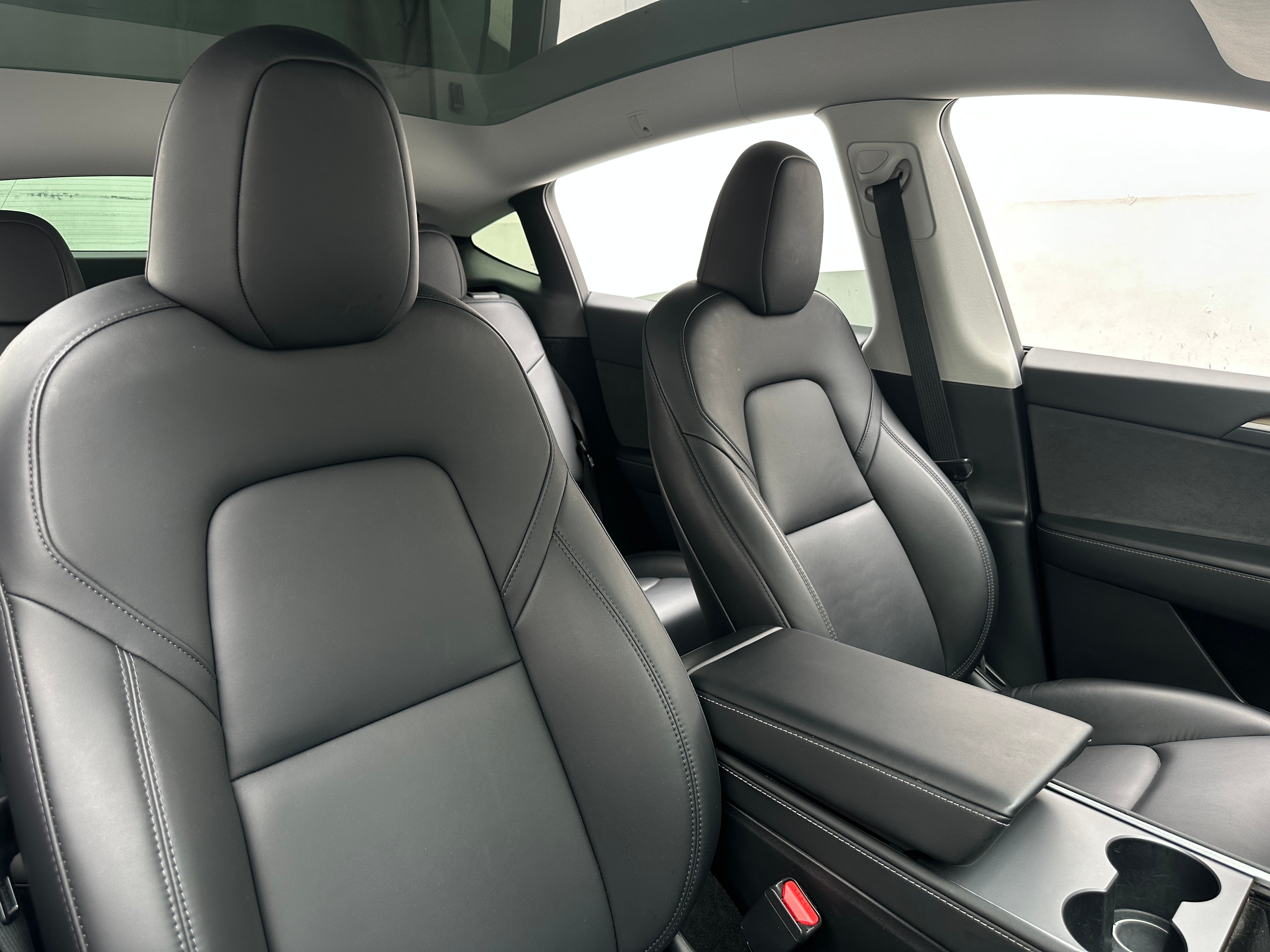 Used 2023 Tesla Model Y Long Range with VIN 7SAYGDEEXPA063919 for sale in Auburn, WA