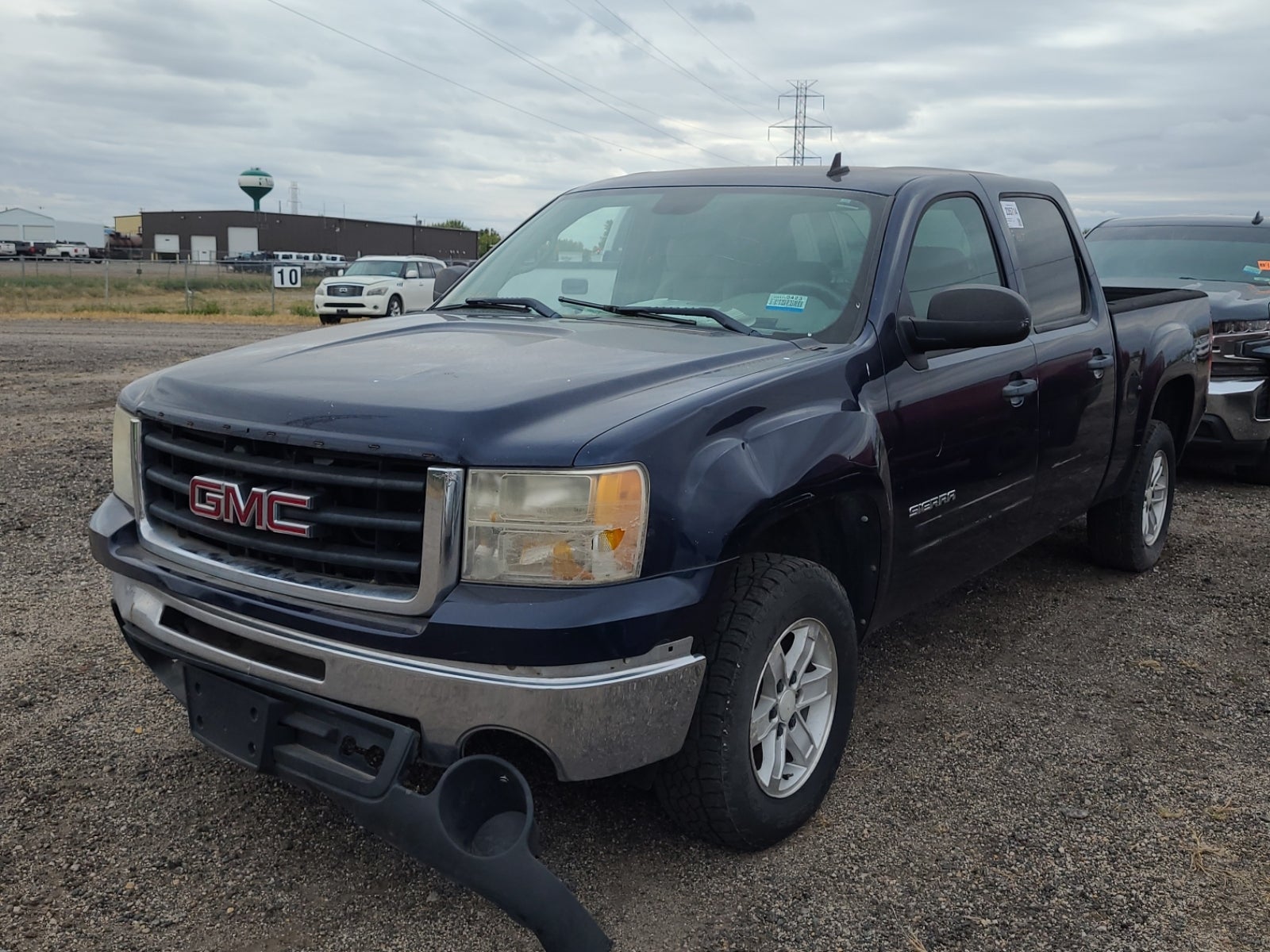 2010 GMC Sierra 1500 2WD Crew Cab 143.5" Sle