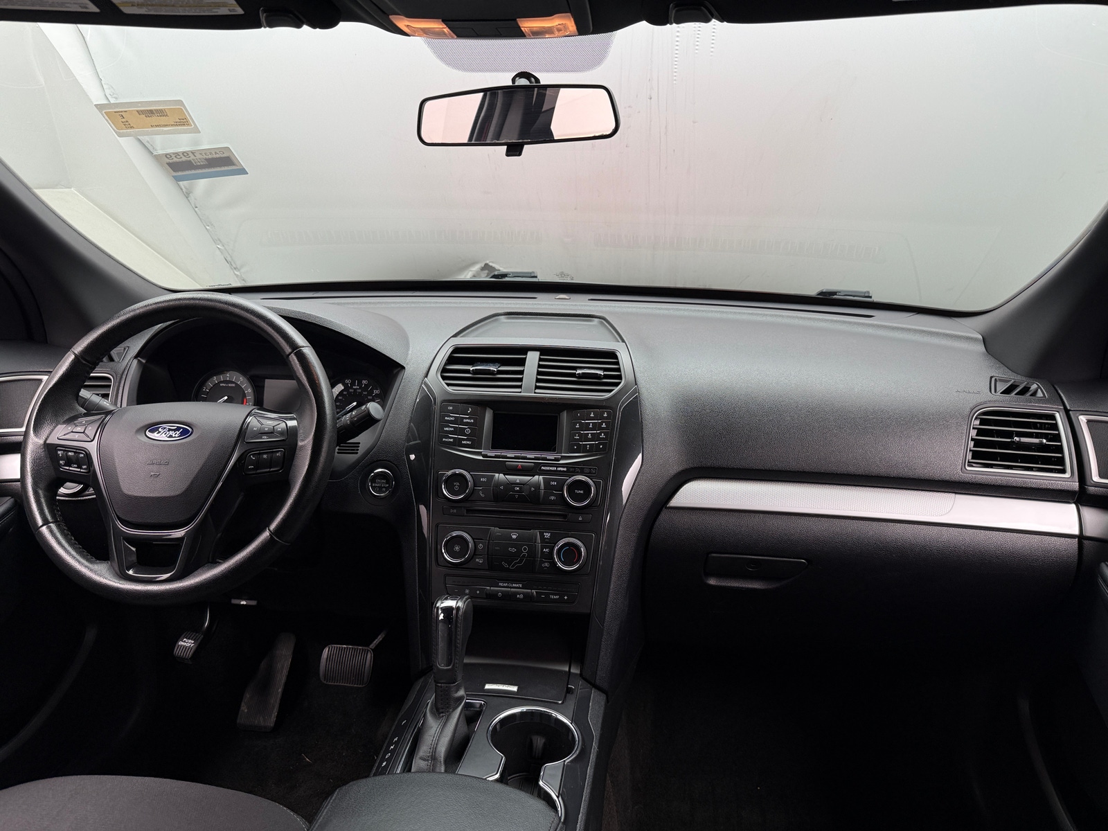 Thumbnail: 2017 Ford Explorer - 3