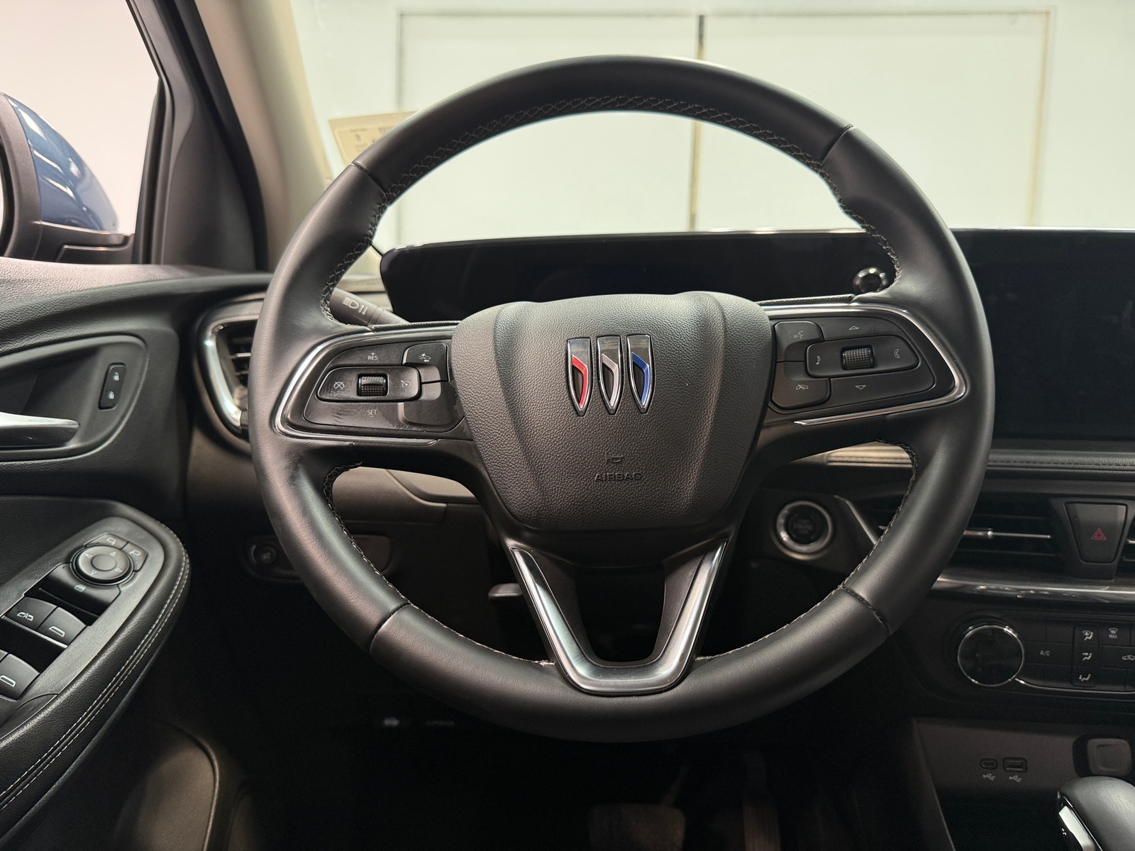 Thumbnail: 2026 Buick Encore GX - 4