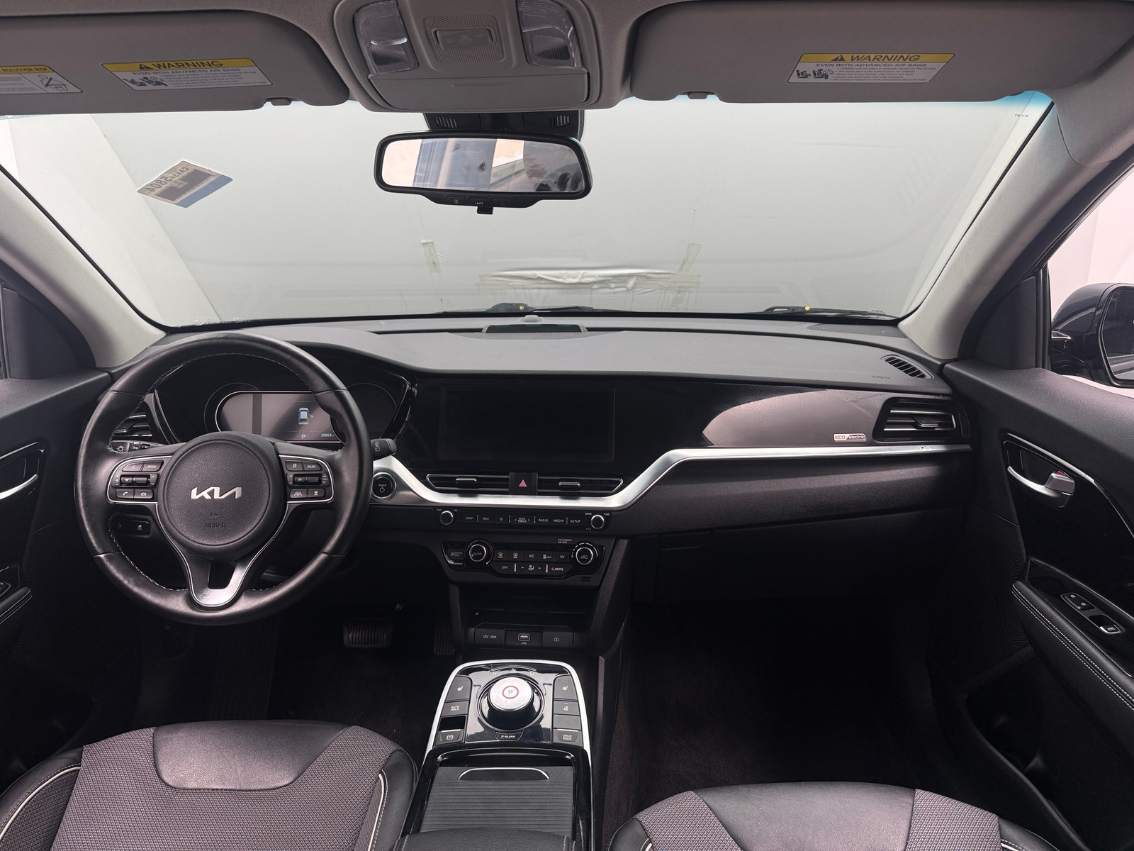 Thumbnail: 2022 Kia Niro - 2