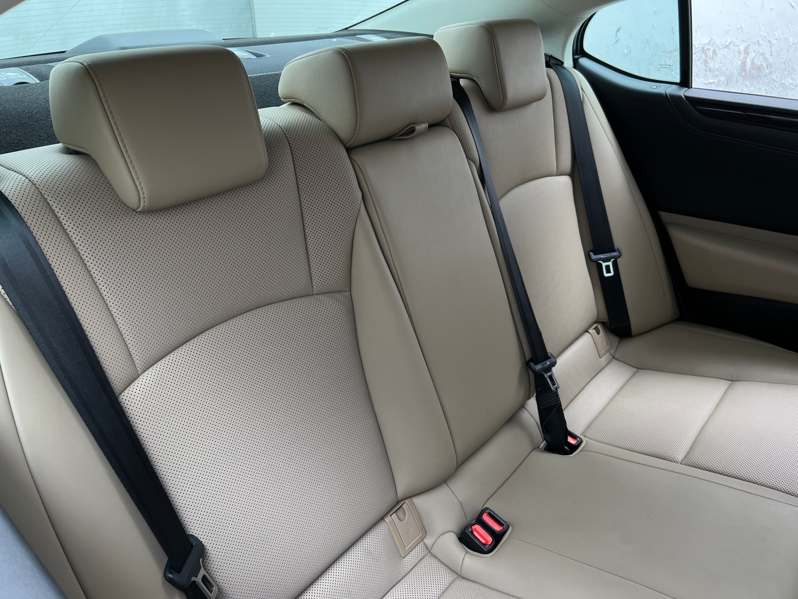 Thumbnail: 2019 Lexus ES - 6