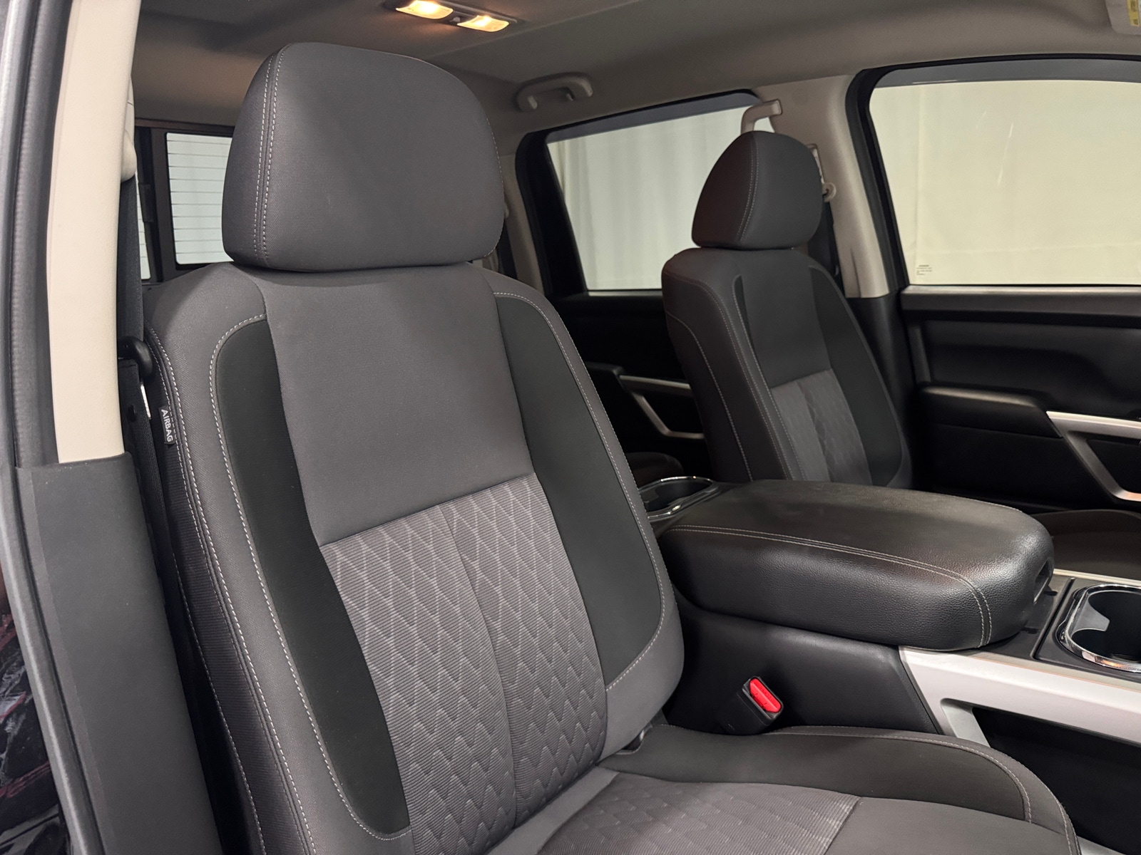 Thumbnail: 2024 Nissan Titan - 2