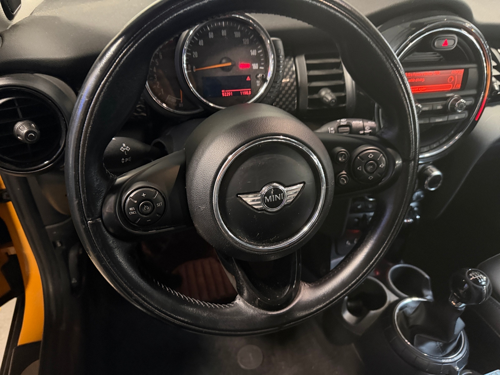 Thumbnail: 2016 MINI Cooper Hardtop - 5