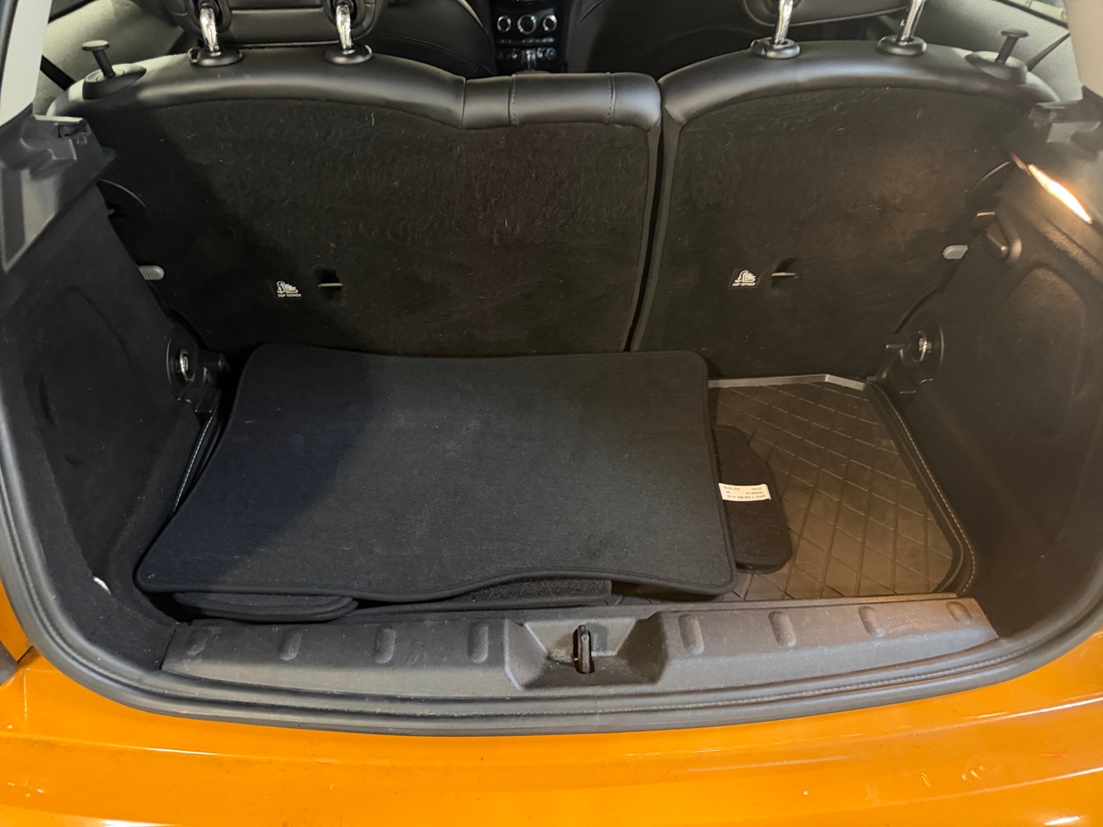 Thumbnail: 2016 MINI Cooper Hardtop - 7