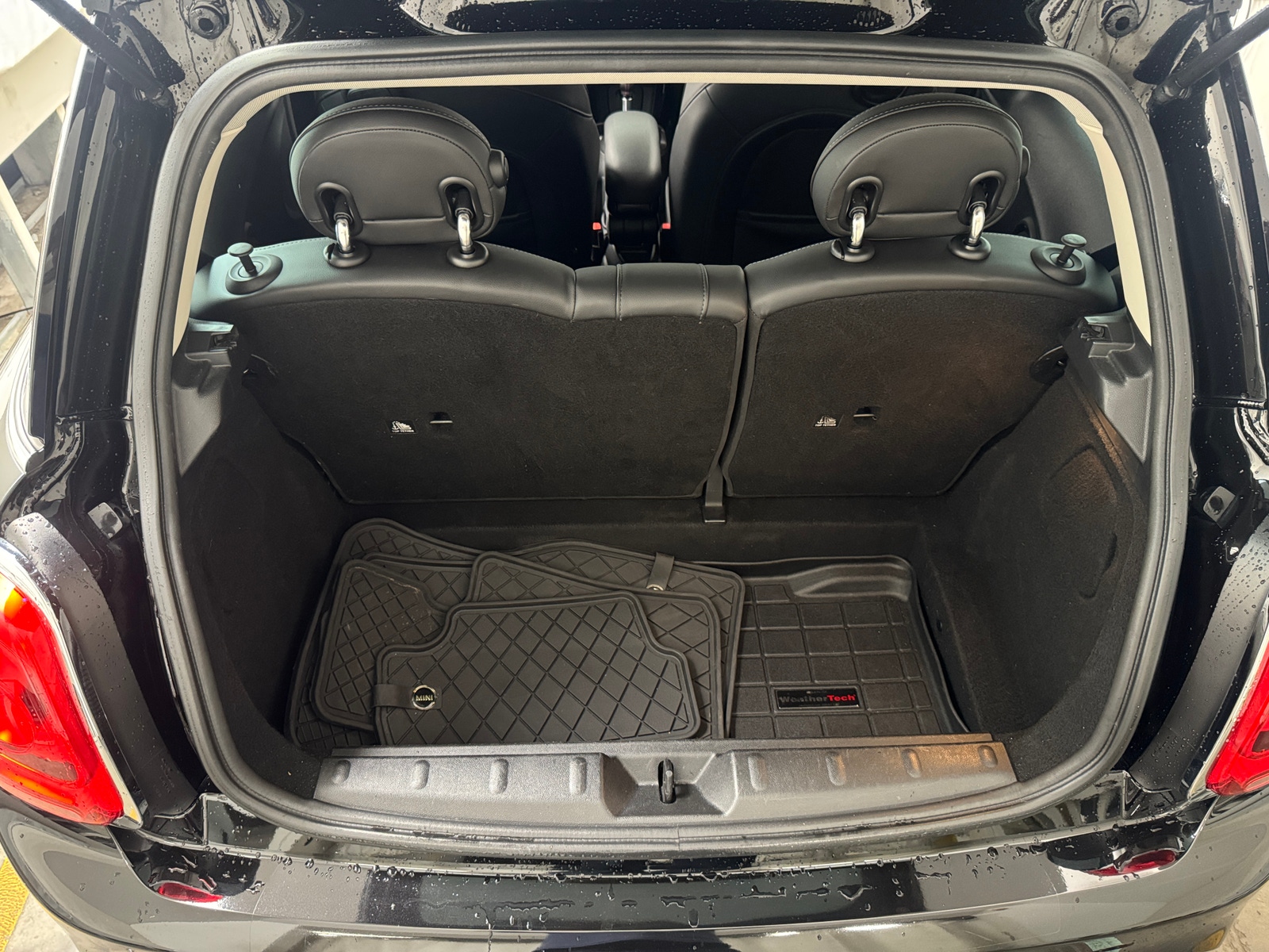 Thumbnail: 2019 MINI Cooper Hardtop - 6