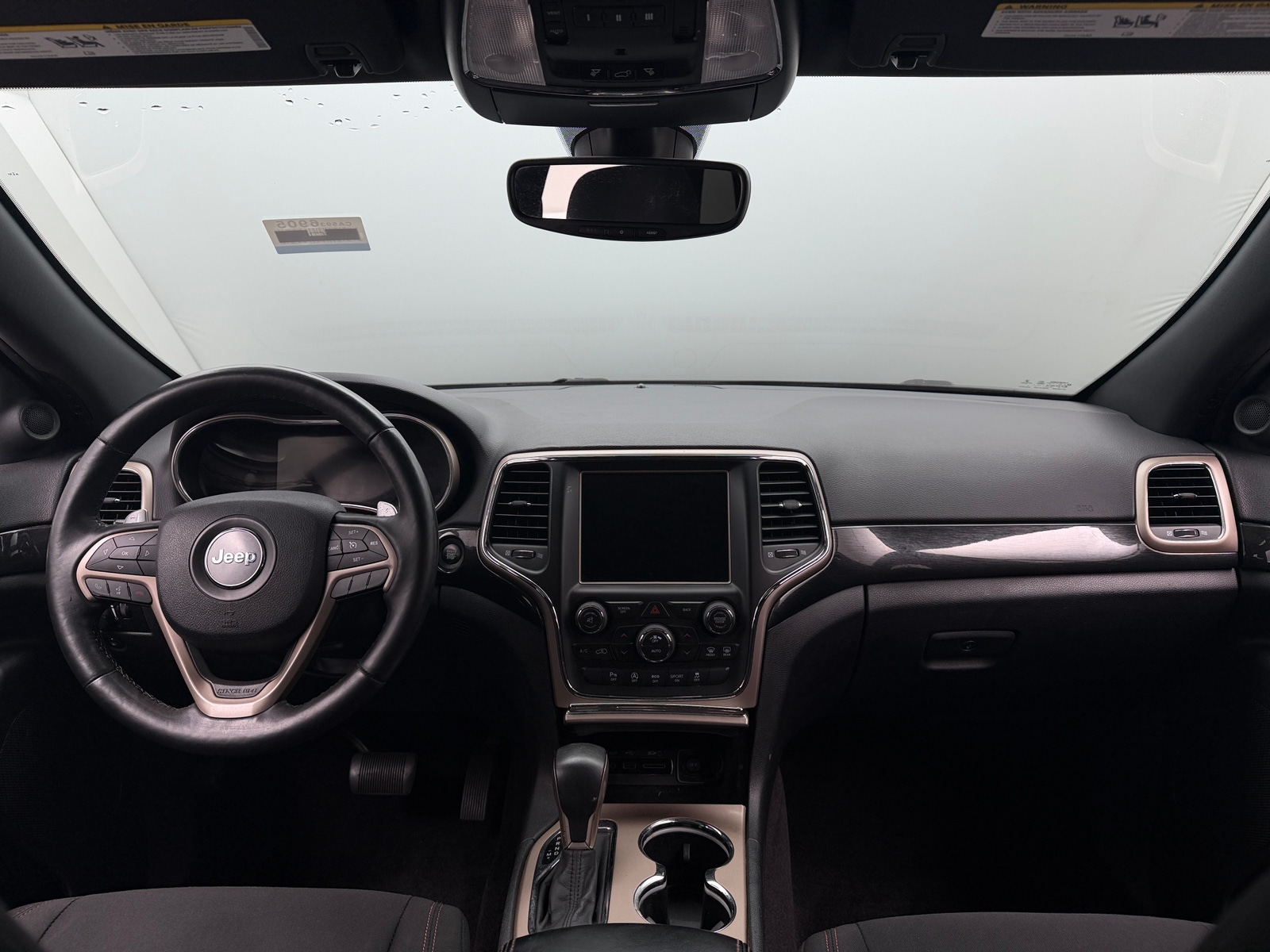 Thumbnail: 2017 Jeep Grand Cherokee - 3