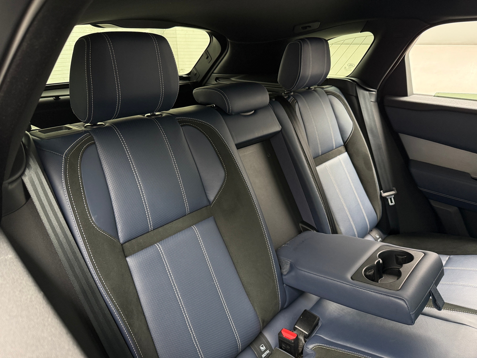 Thumbnail: 2020 Land Rover Range Rover Velar - 6