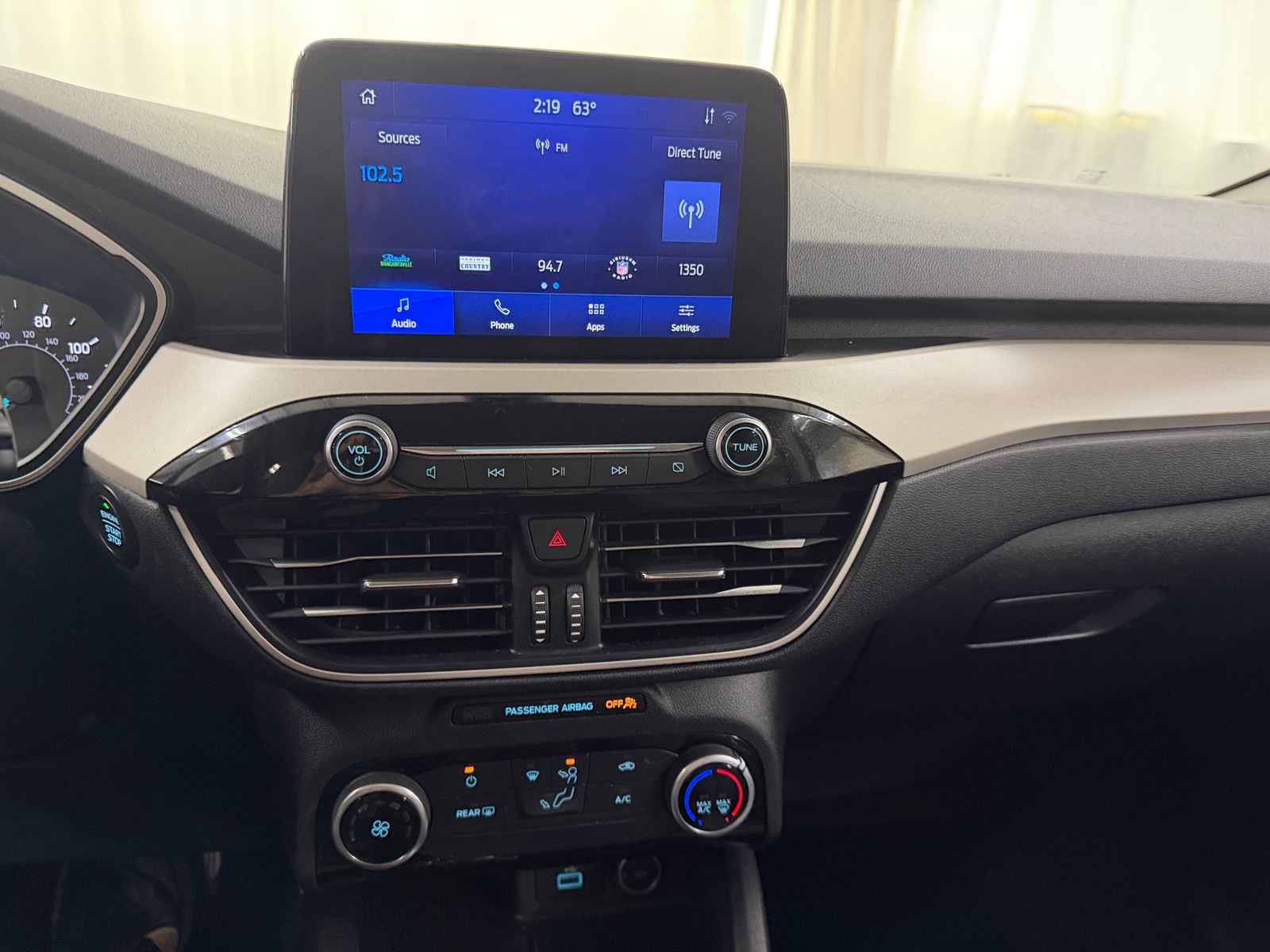 Thumbnail: 2021 Ford Escape - 4