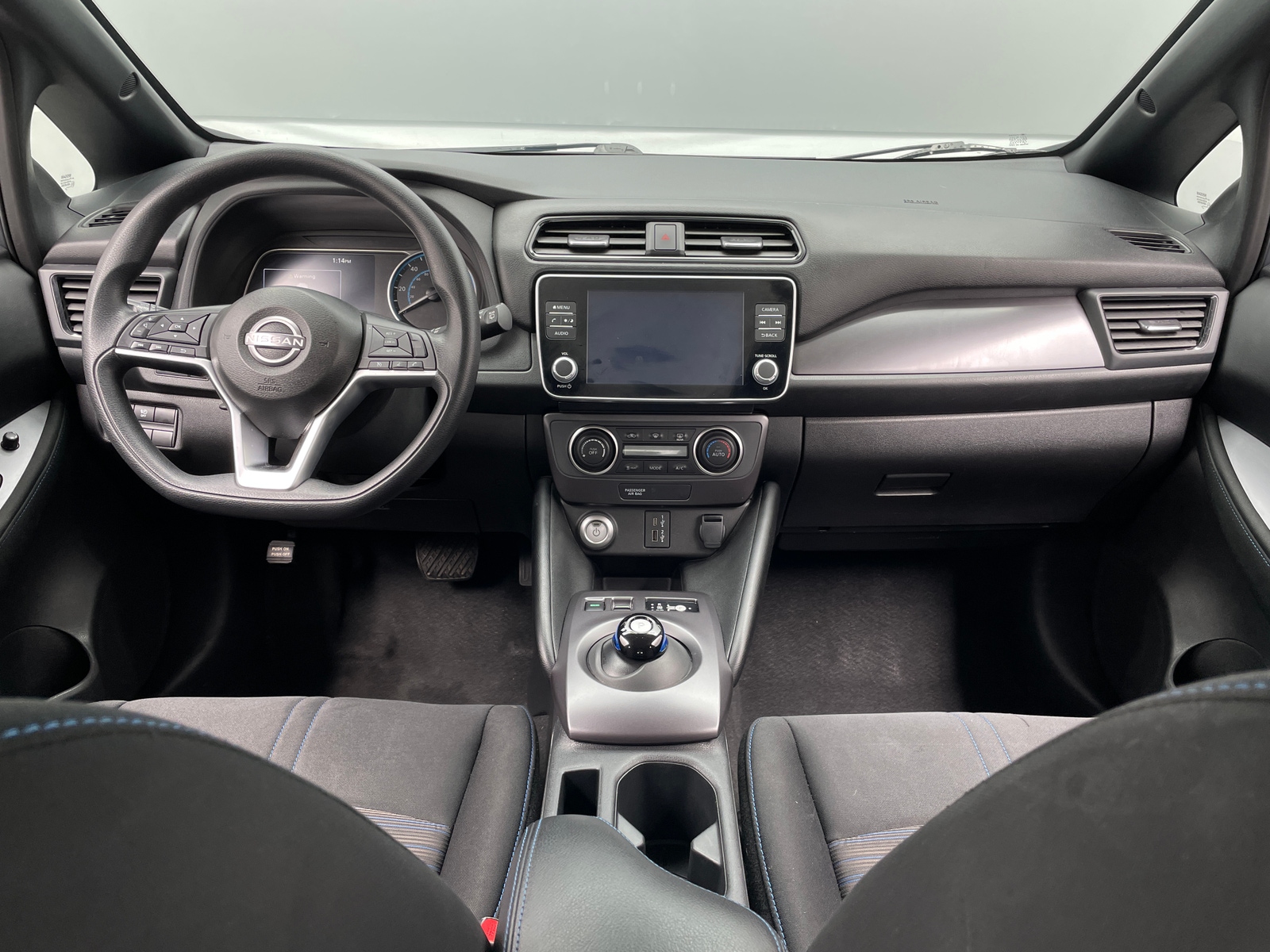 Thumbnail: 2025 Nissan Leaf - 3