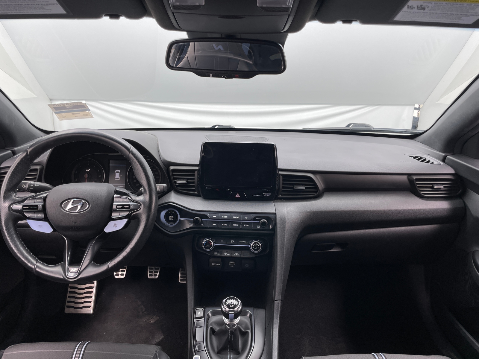 Thumbnail: 2022 Hyundai Veloster - 2