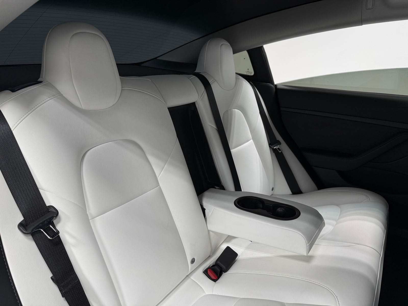 Thumbnail: 2022 Tesla Model 3 - 5