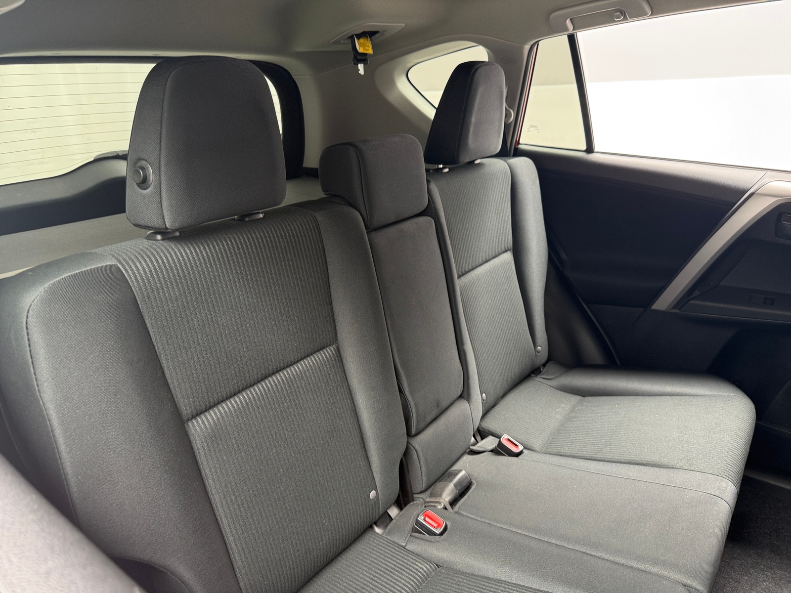Thumbnail: 2017 Toyota RAV4 - 6