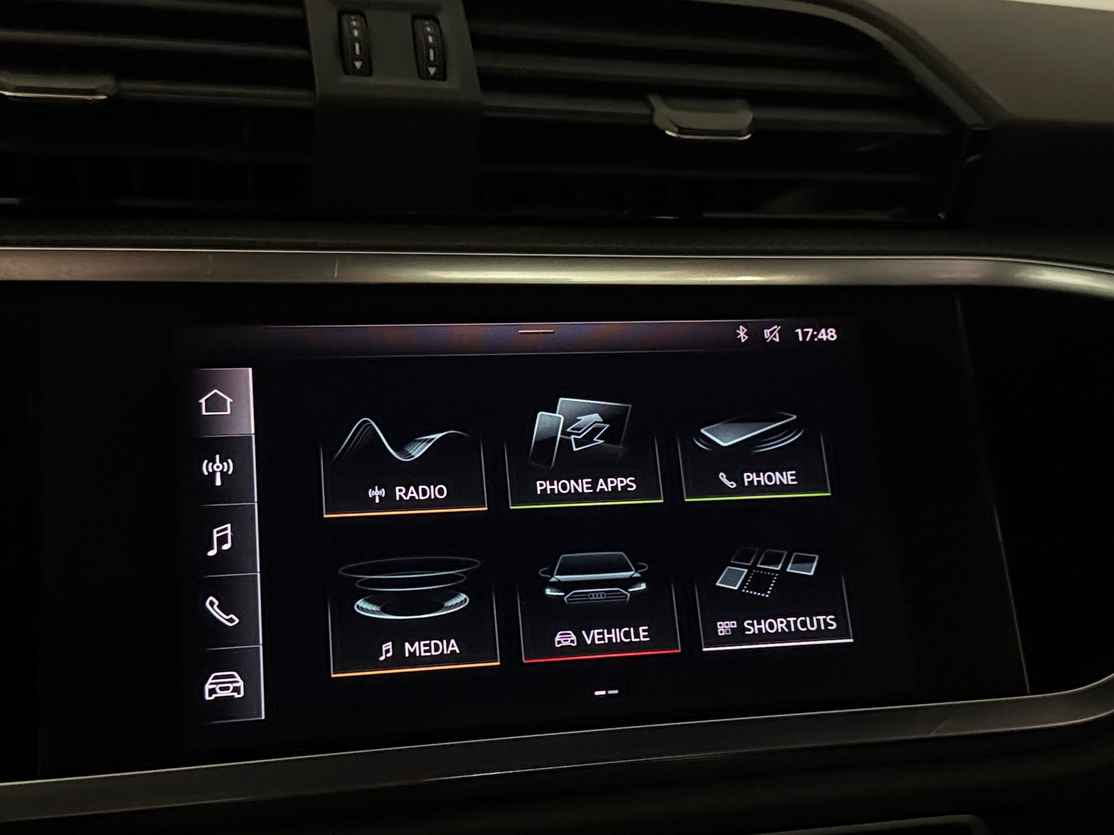 Thumbnail: 2021 Audi Q3 - 4