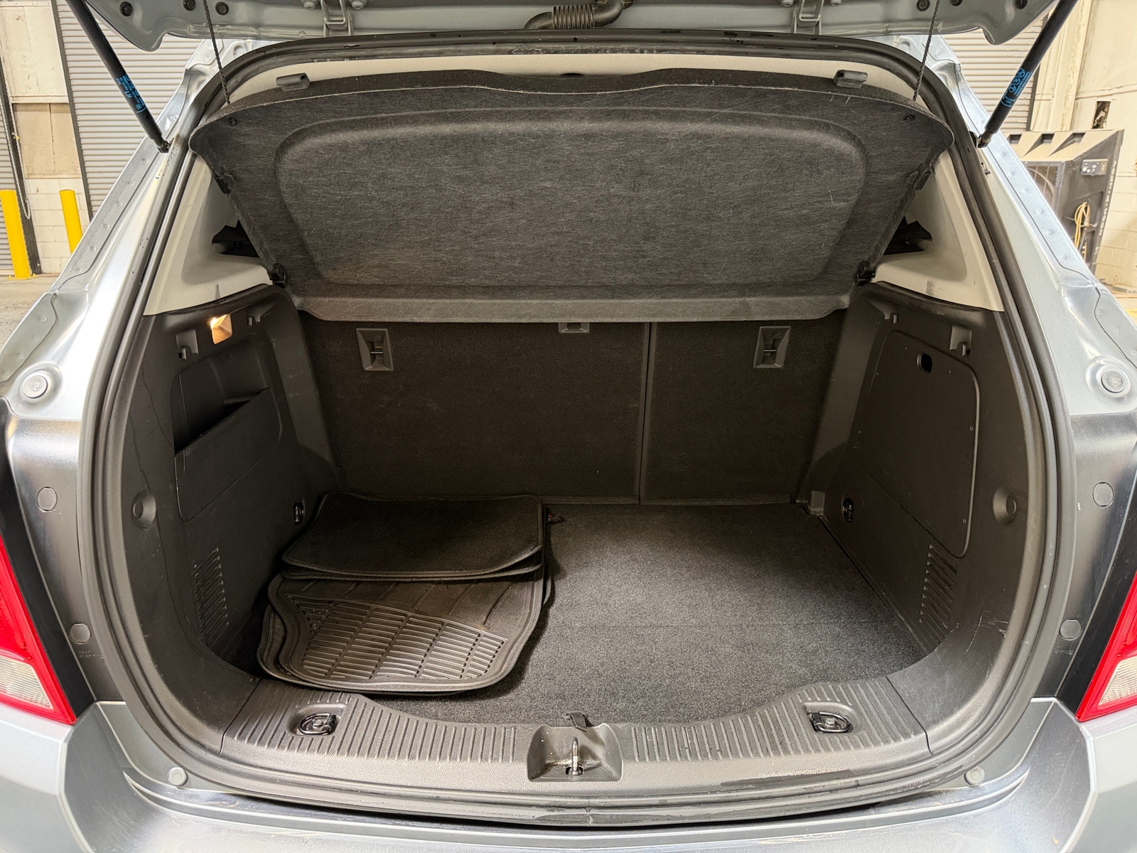 Thumbnail: 2019 Chevrolet Trax - 6