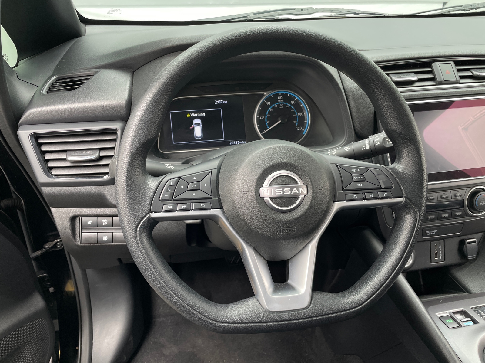 Thumbnail: 2025 Nissan Leaf - 5