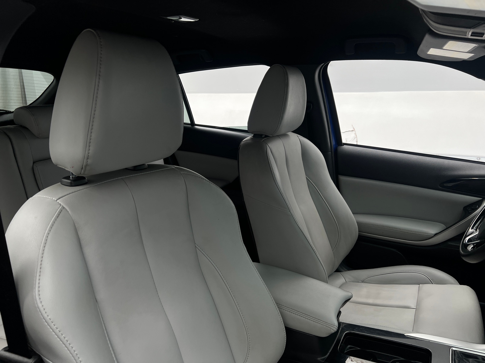 Thumbnail: 2023 Mitsubishi Eclipse Cross - 2