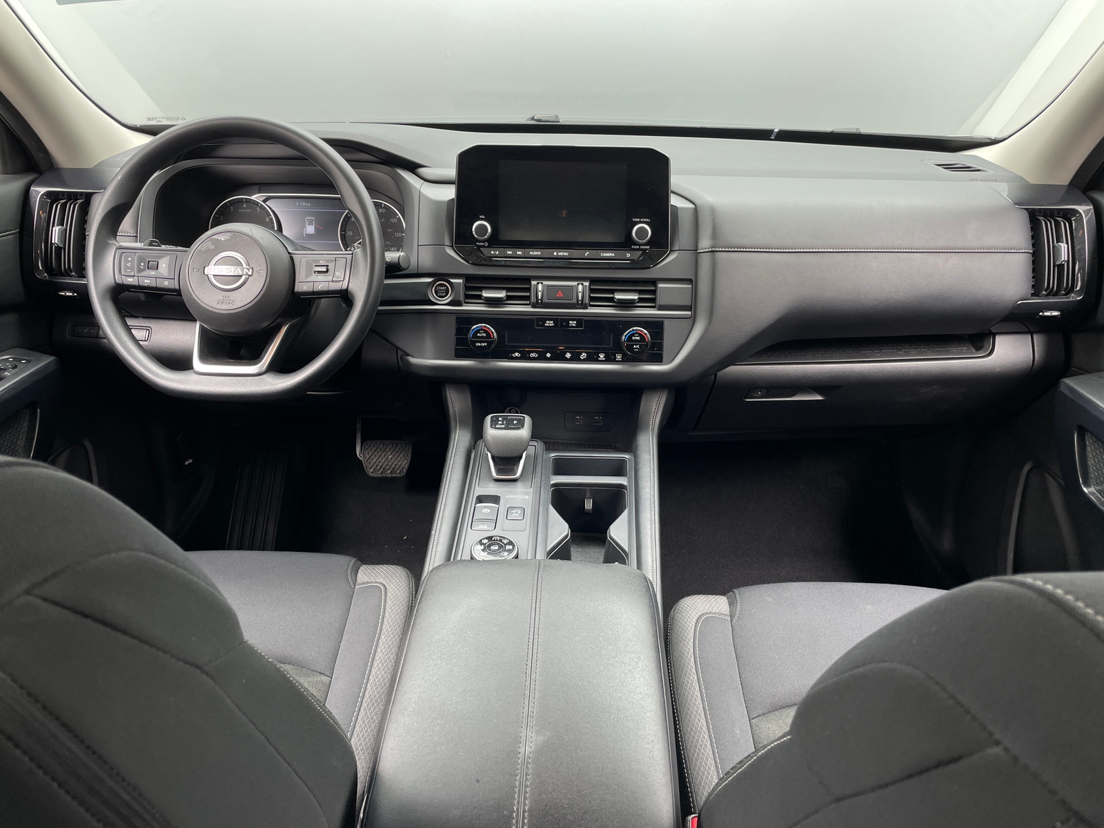 Thumbnail: 2024 Nissan Pathfinder - 3