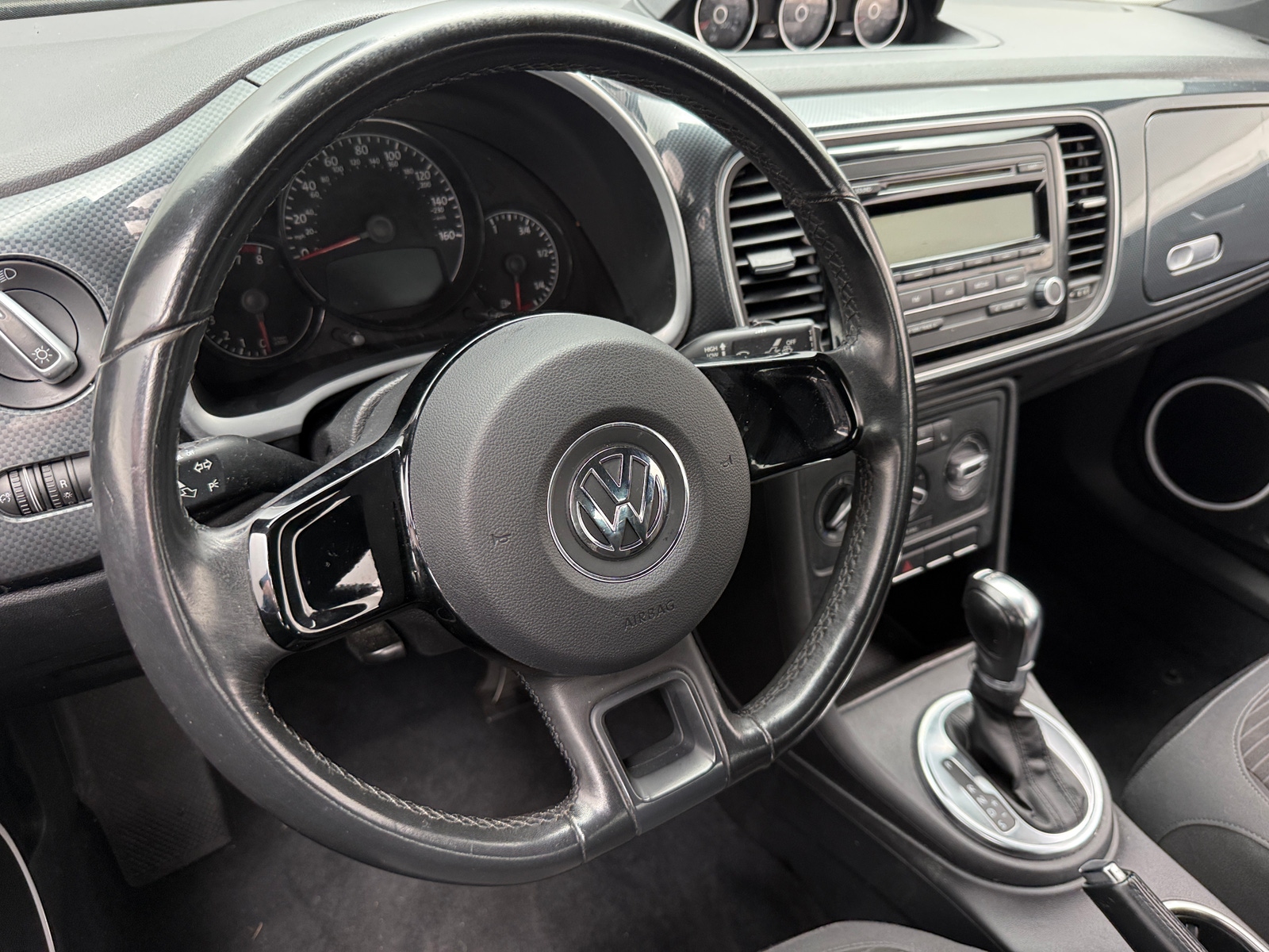 Thumbnail: 2012 Volkswagen Beetle - 5