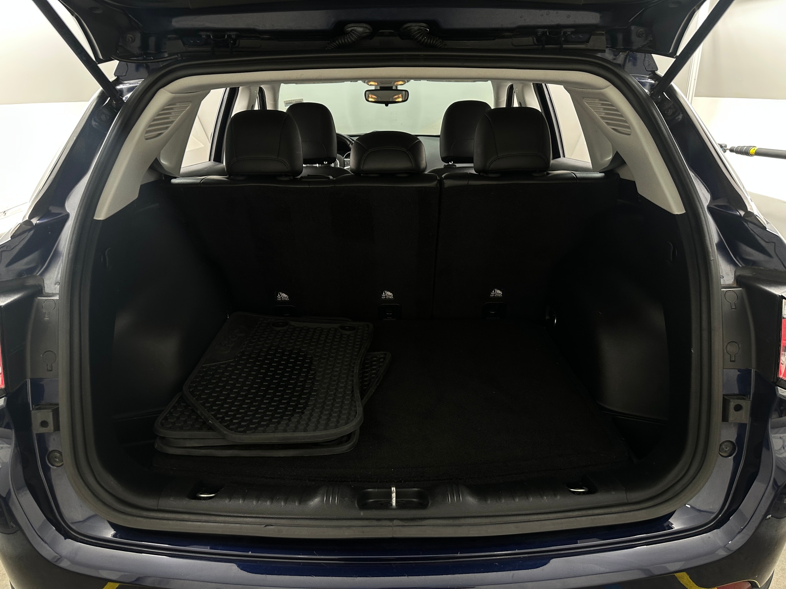 Thumbnail: 2018 Jeep Compass - 7