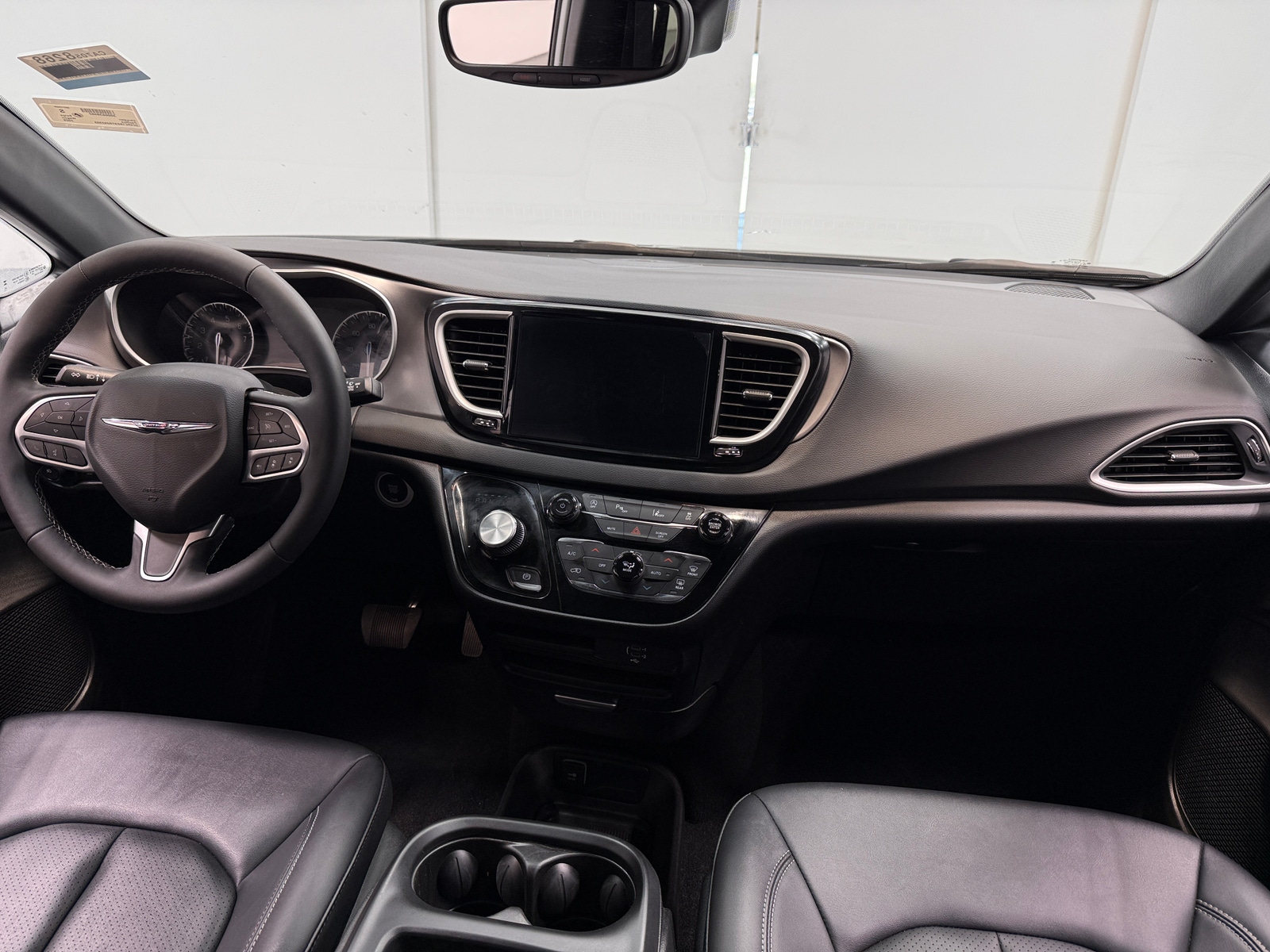 Thumbnail: 2026 Chrysler Pacifica - 2