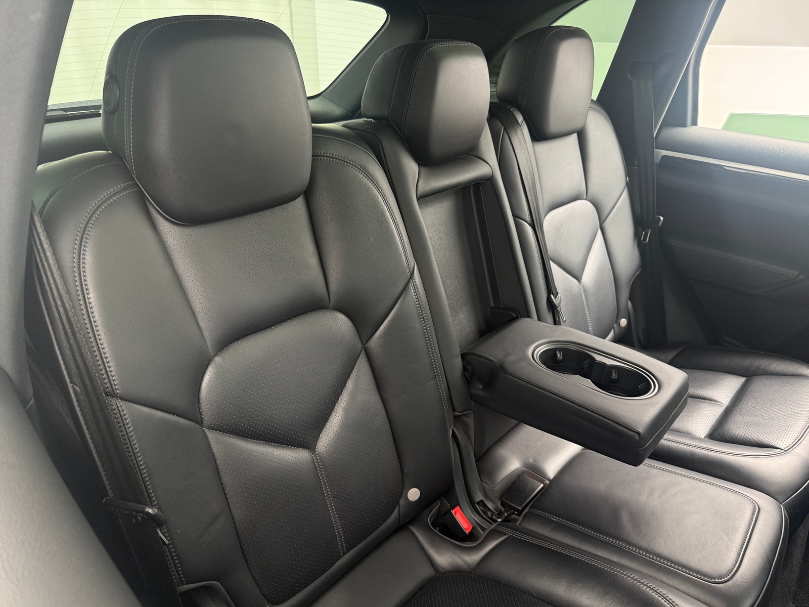 Thumbnail: 2016 Porsche Cayenne - 5