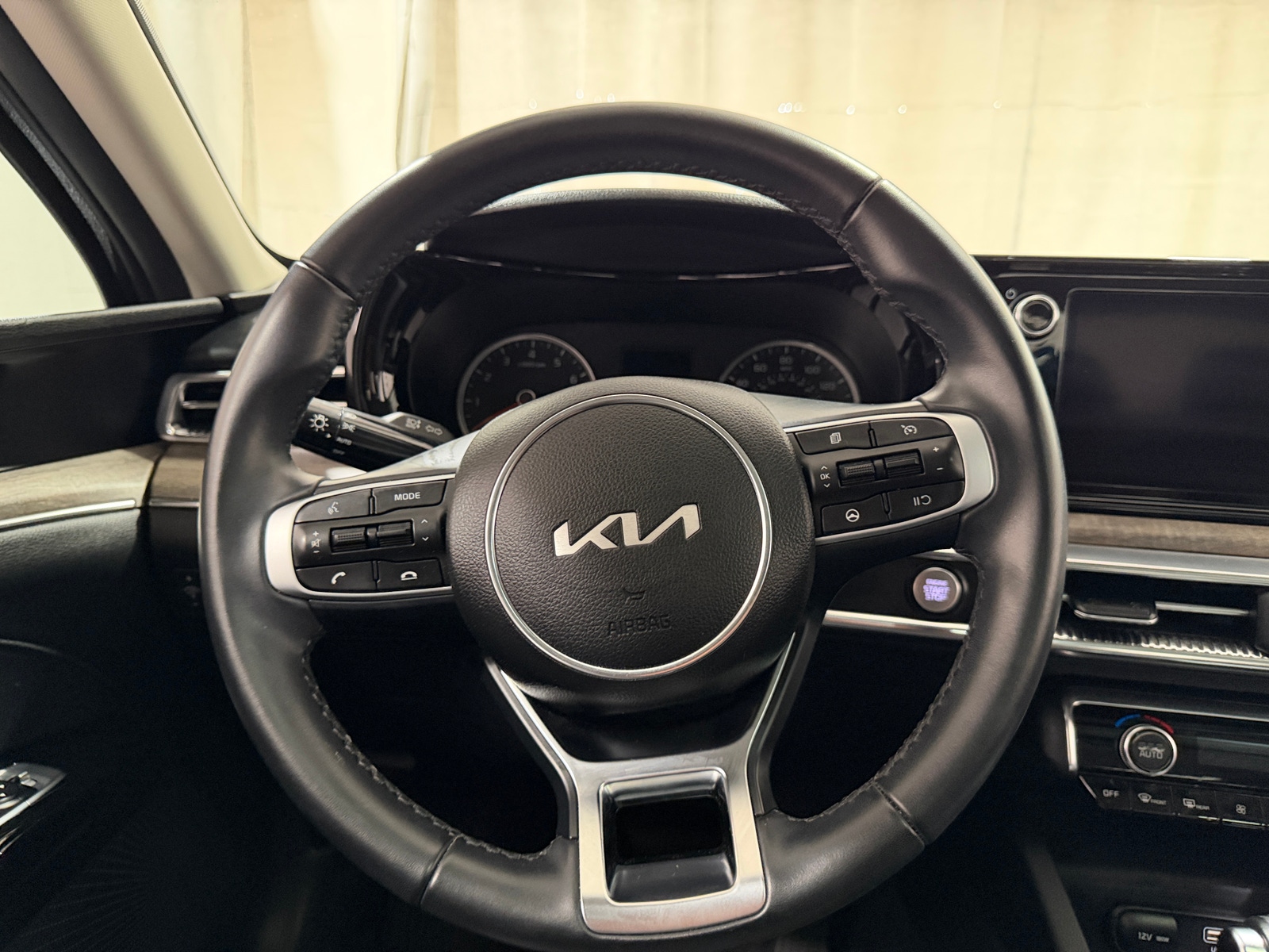 Thumbnail: 2024 Kia K5 - 4