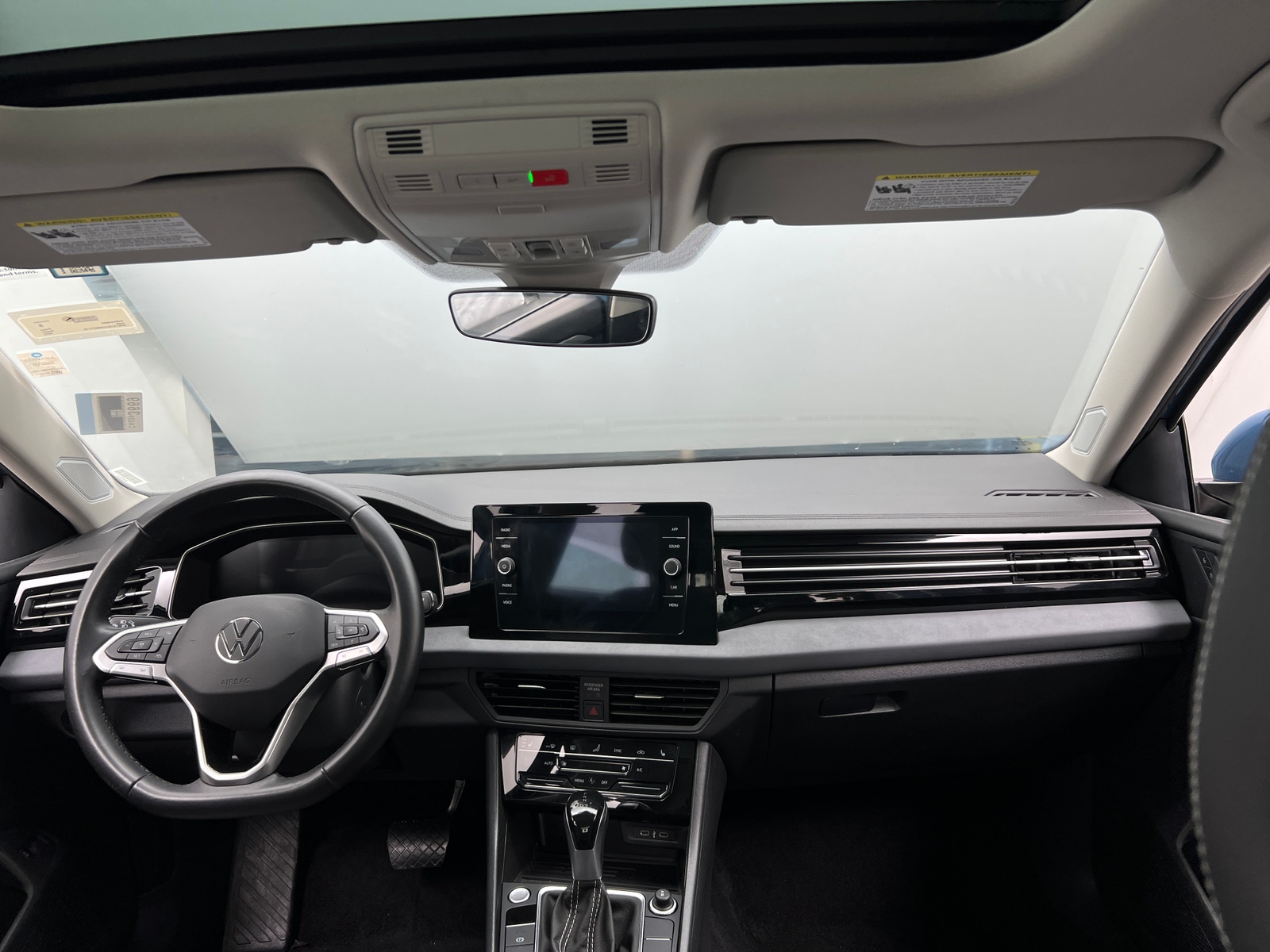 Thumbnail: 2025 Volkswagen Jetta - 3