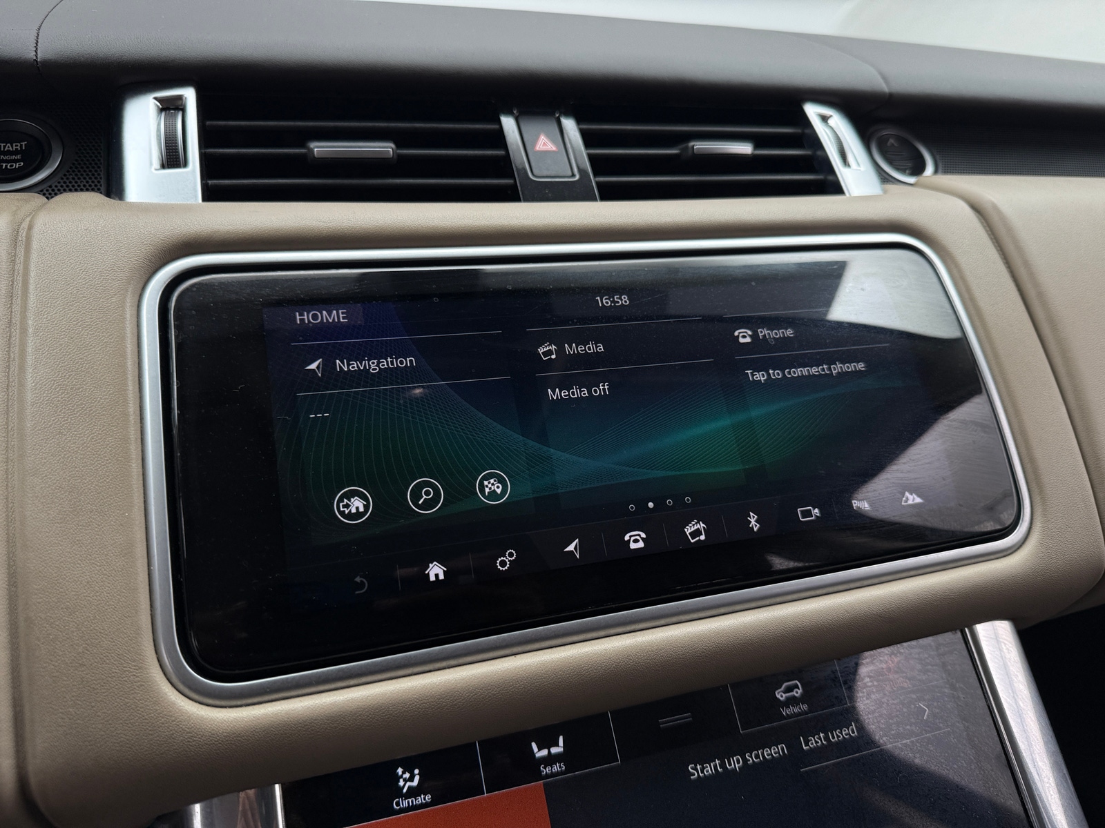 Thumbnail: 2019 Land Rover Range Rover Sport - 4