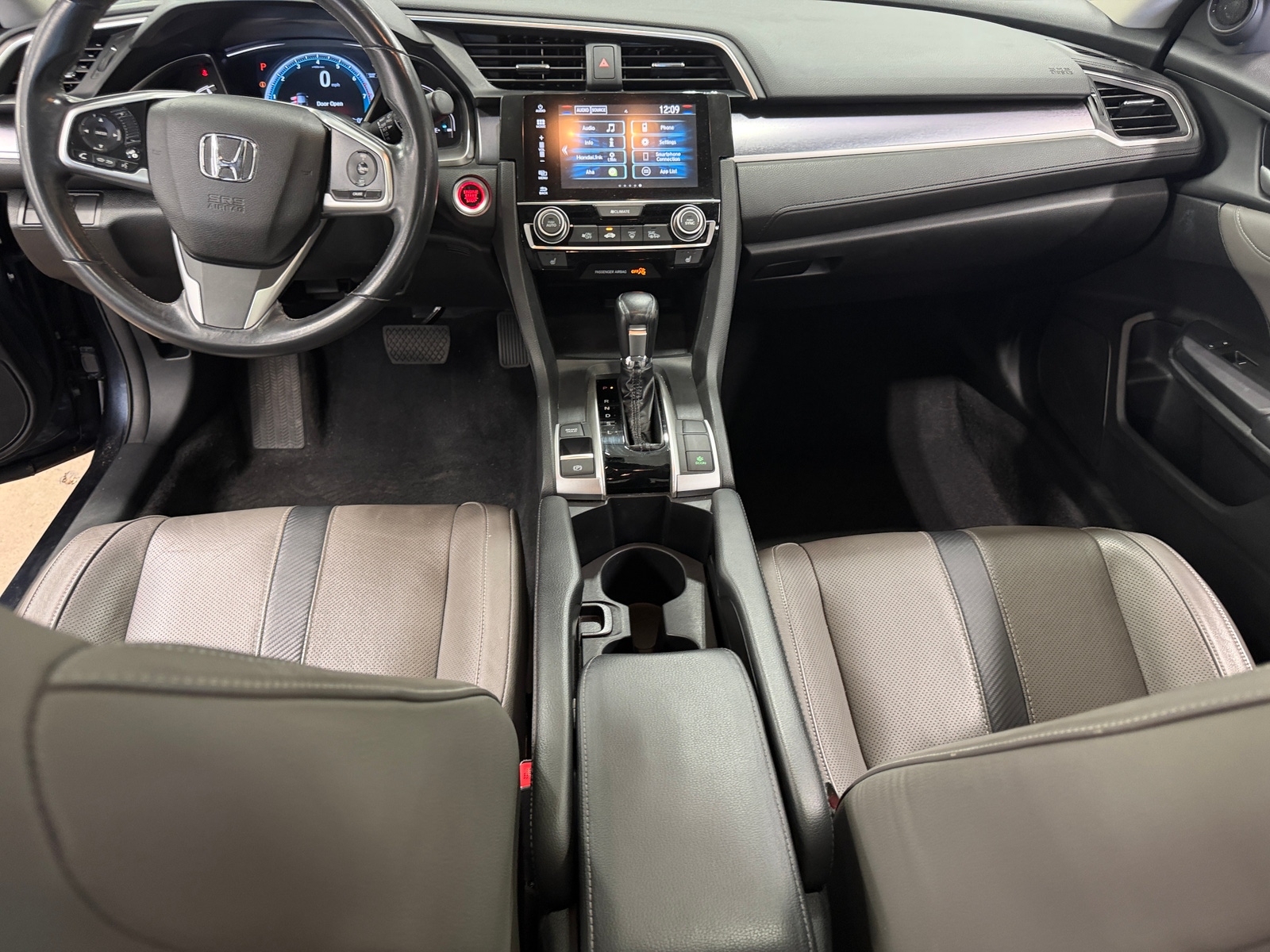 Thumbnail: 2016 Honda Civic - 3