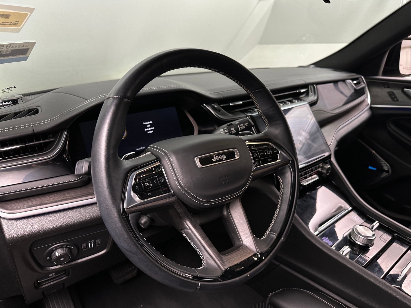 Thumbnail: 2022 Jeep Grand Cherokee - 4