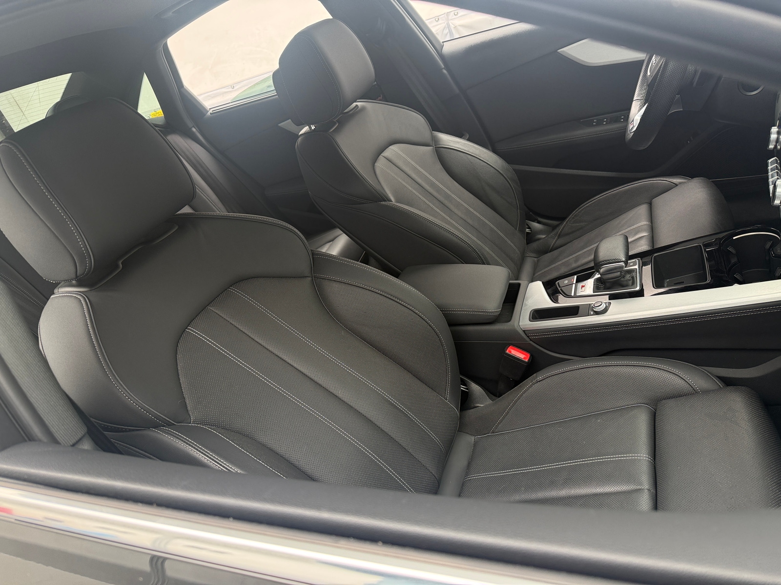 Thumbnail: 2021 Audi S4 - 2